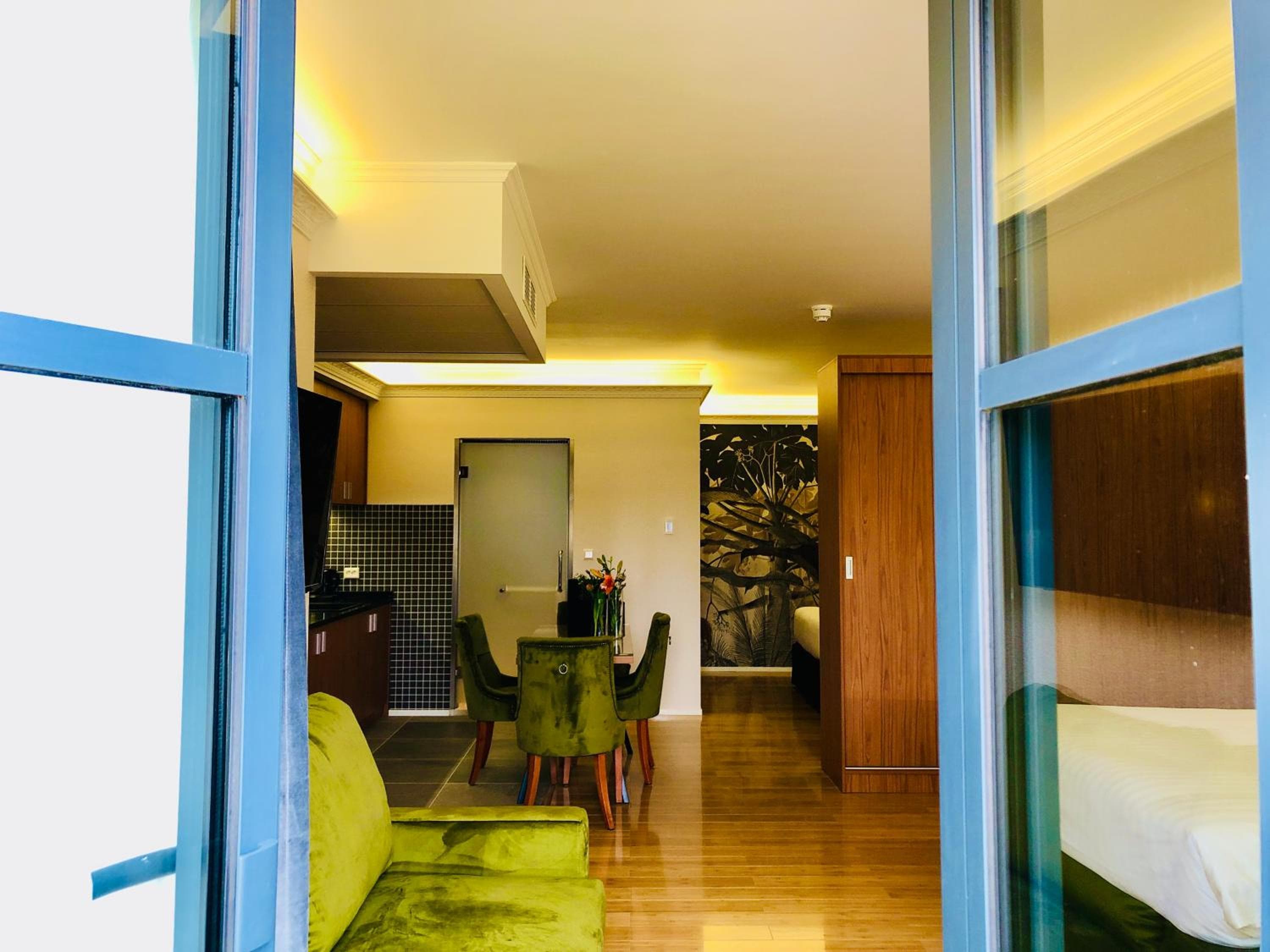 Chasse Residency Hotel — 3
