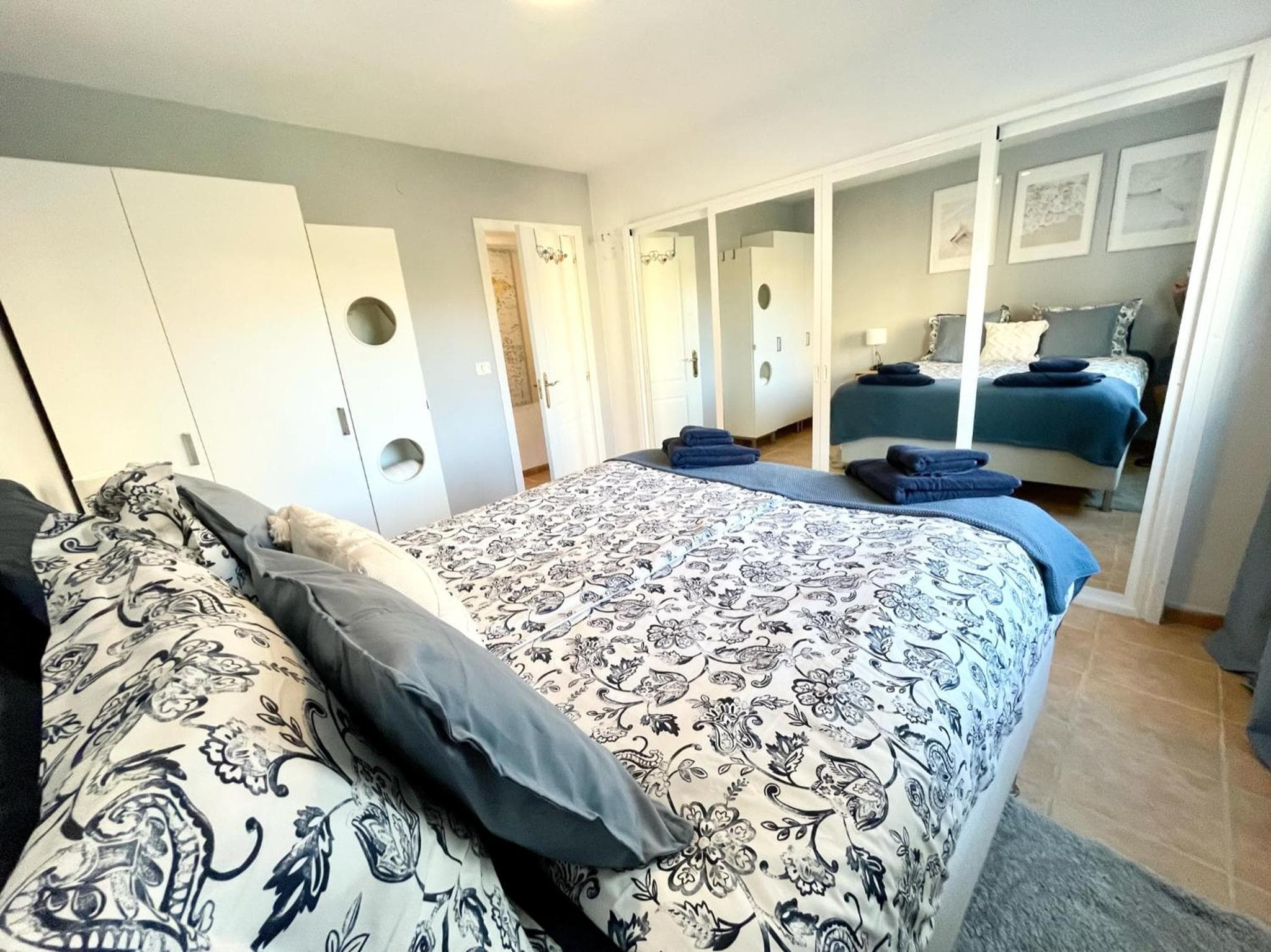 Beachfront apartment with ocean views — 4