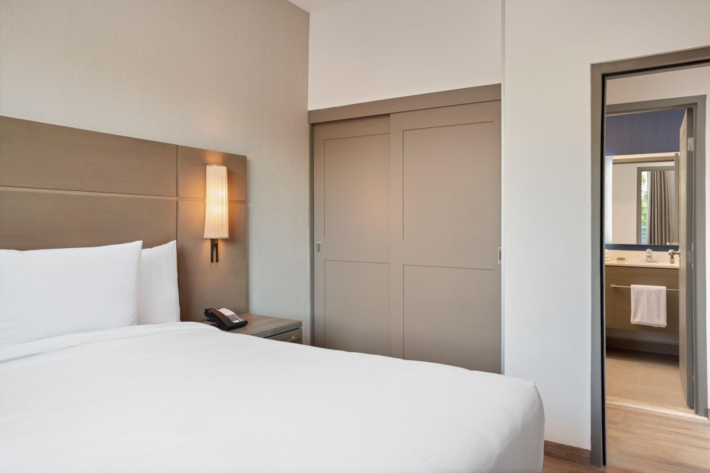 Residence Inn by Marriott Playa del Carmen — 12