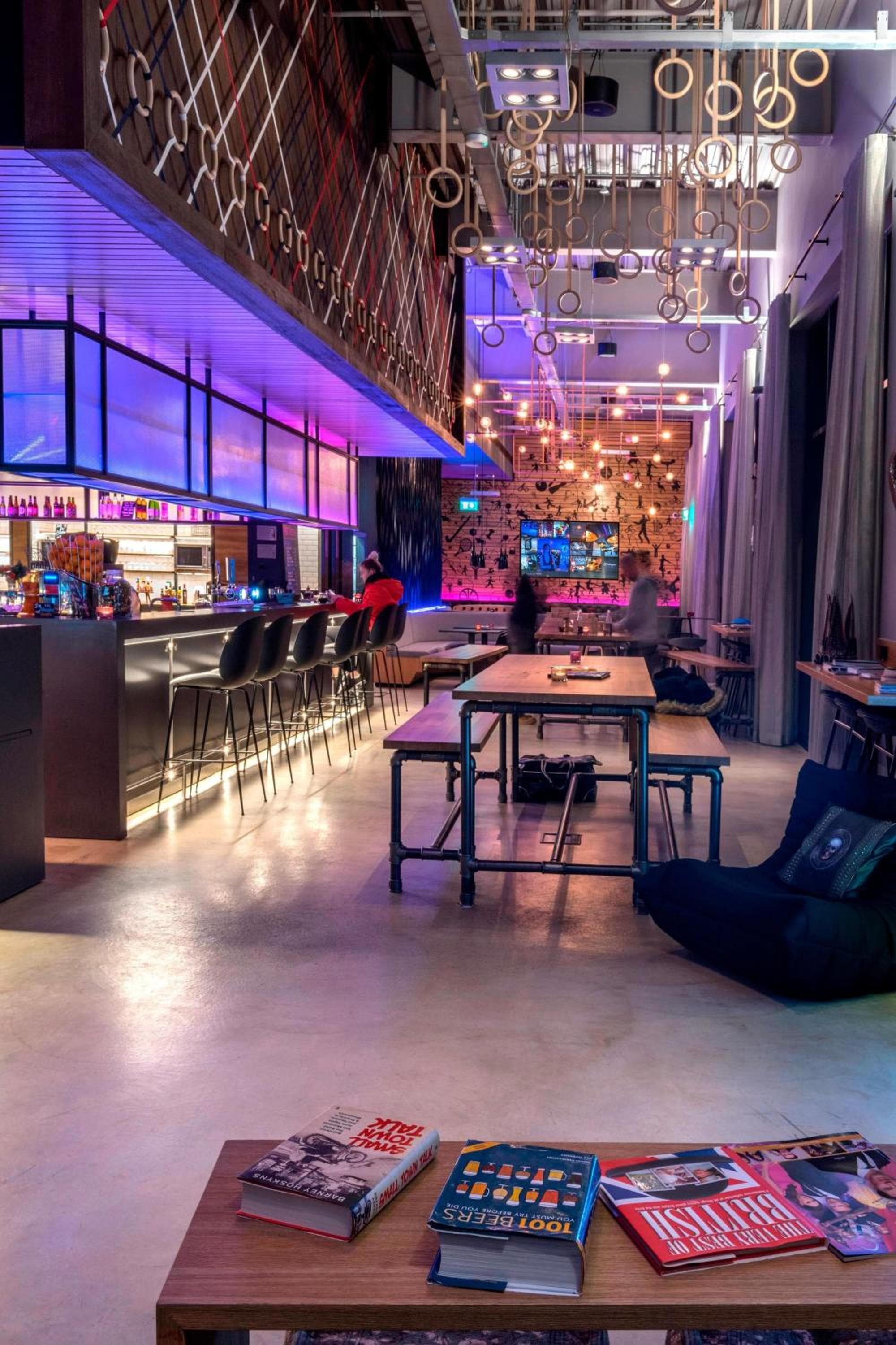 Moxy Londra Stratford — 12