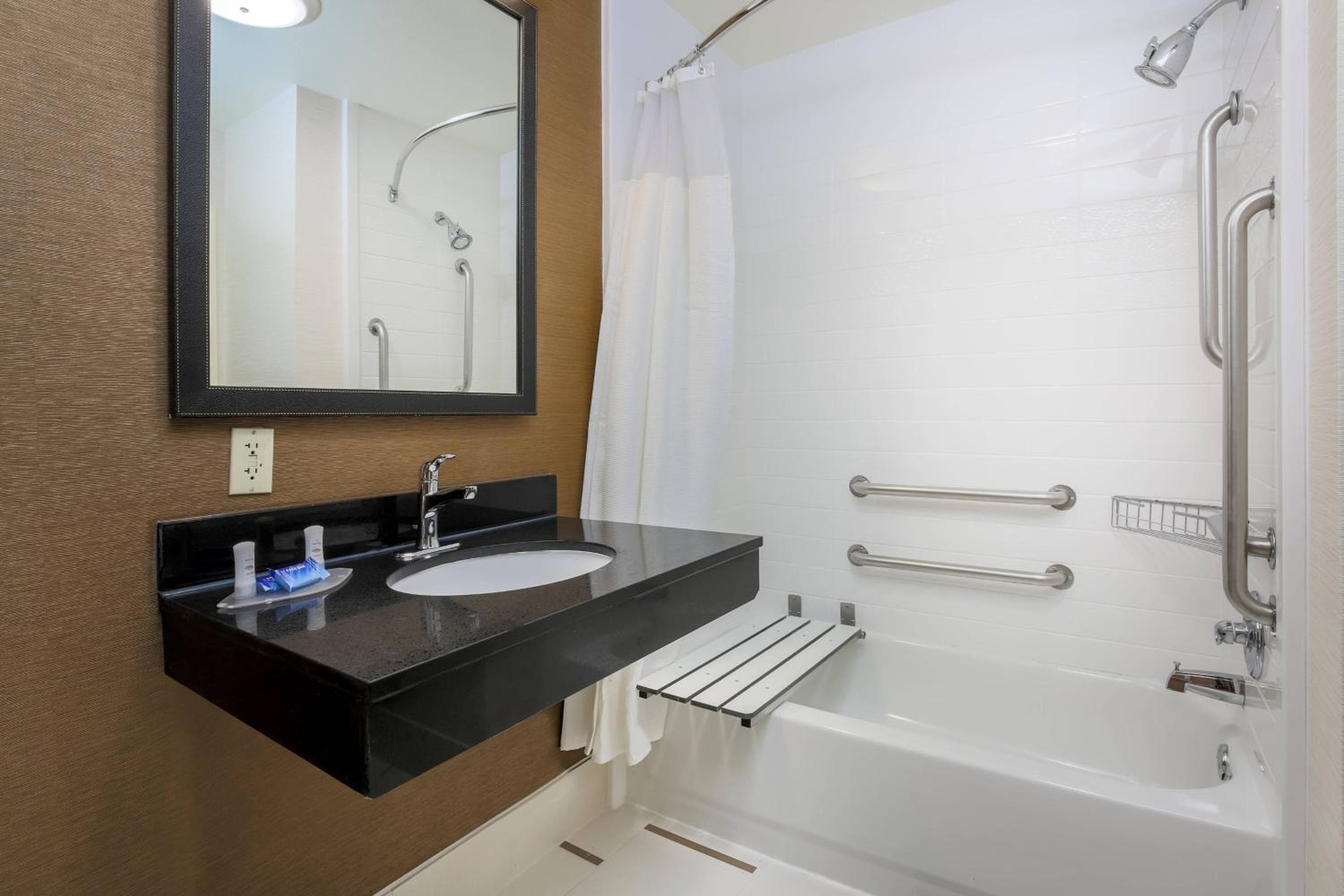 Fairfield by Marriott Inn & Suites Las Vegas Área del estadio — 13