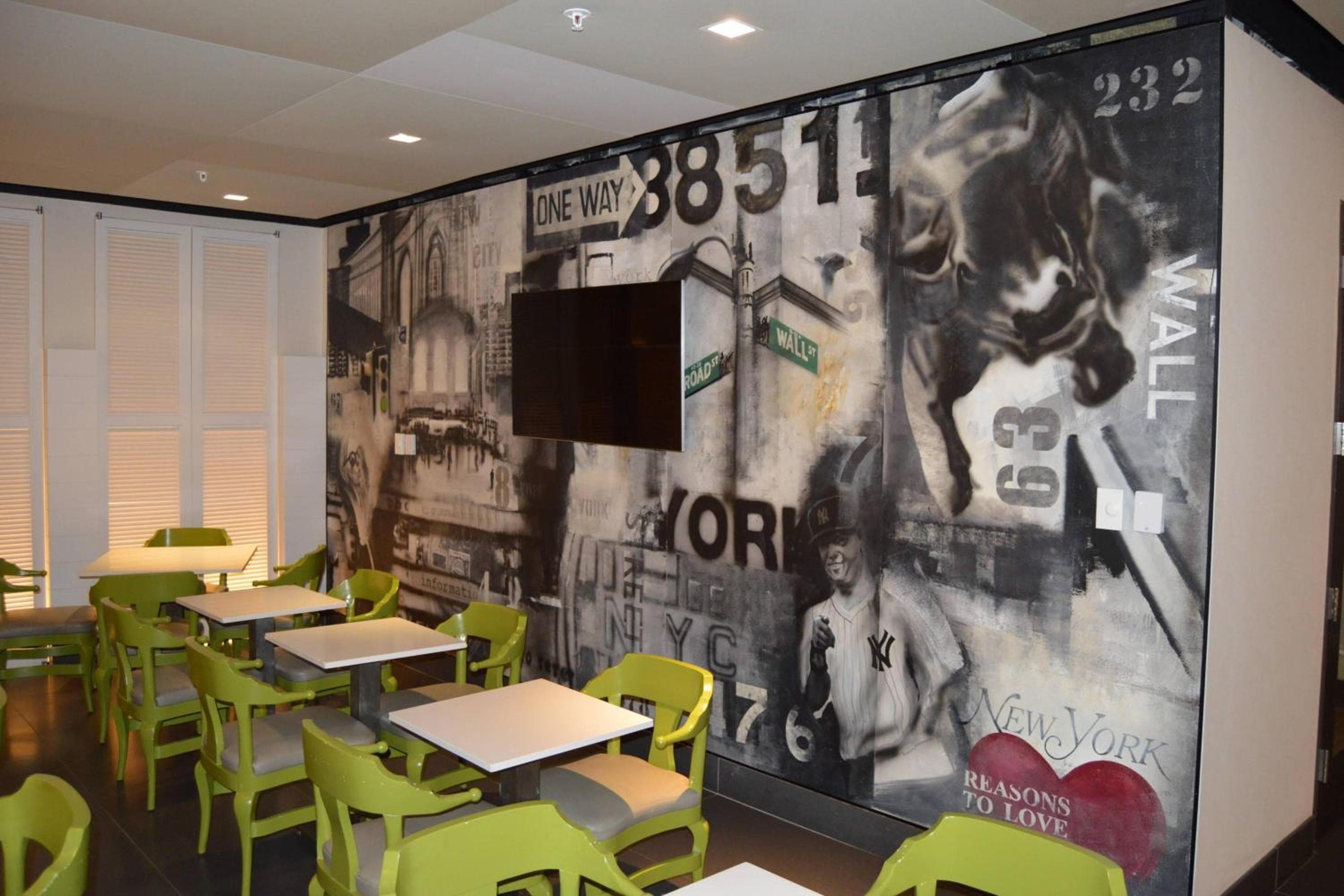 Residence Inn by Marriott New York Downtown Manhattan/World Trade Center Area — 21