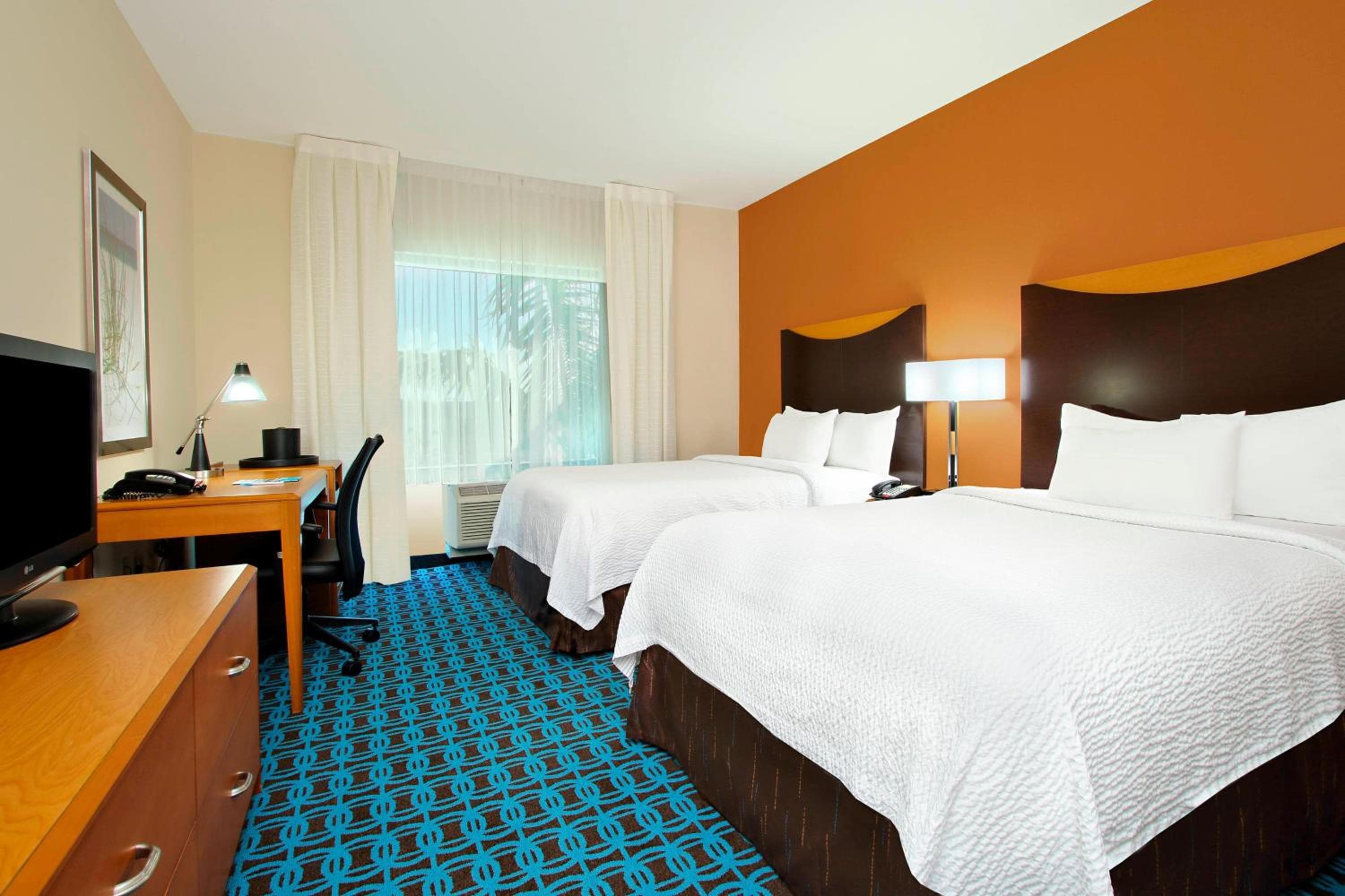 Fairfield Inn & Suites Fort Lauderdale Airport & Cruise Port — 4