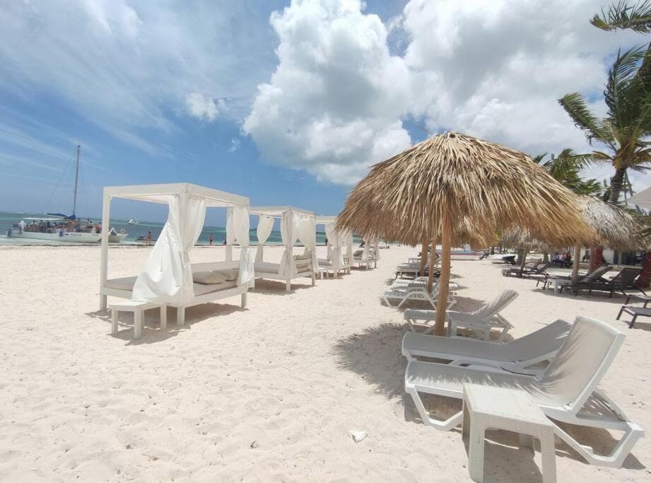 Chic Beach Apartment - 3 min to the Beach — 8