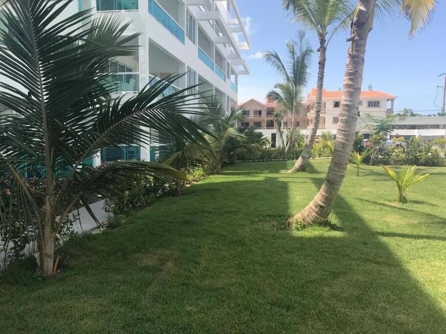 Chic Beach Apartment - 3 min to the Beach — 4