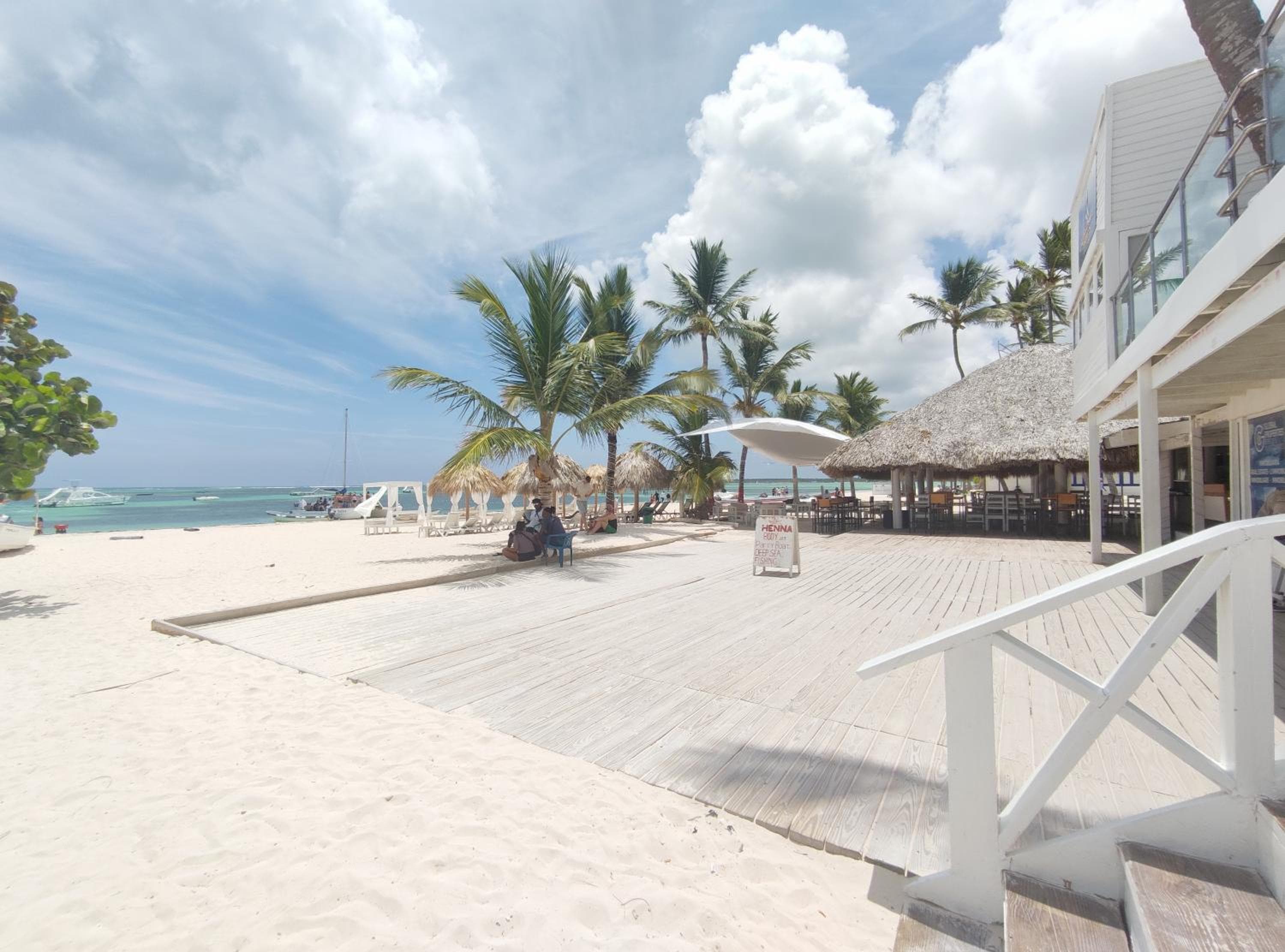Chic Beach Apartment - 3 min to the Beach — 13