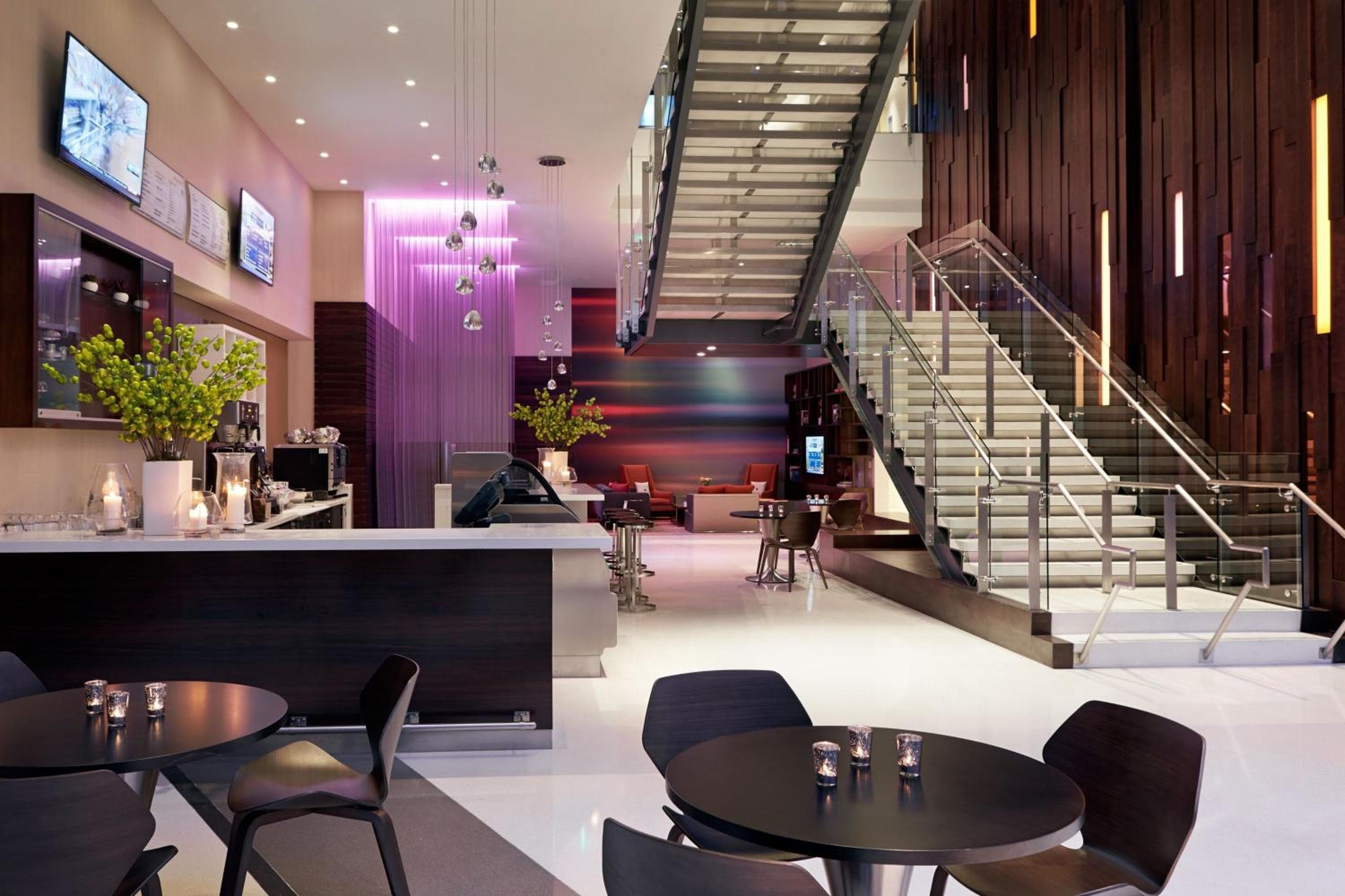 Residence Inn by Marriott Los Angeles L.A. LIVE — 4
