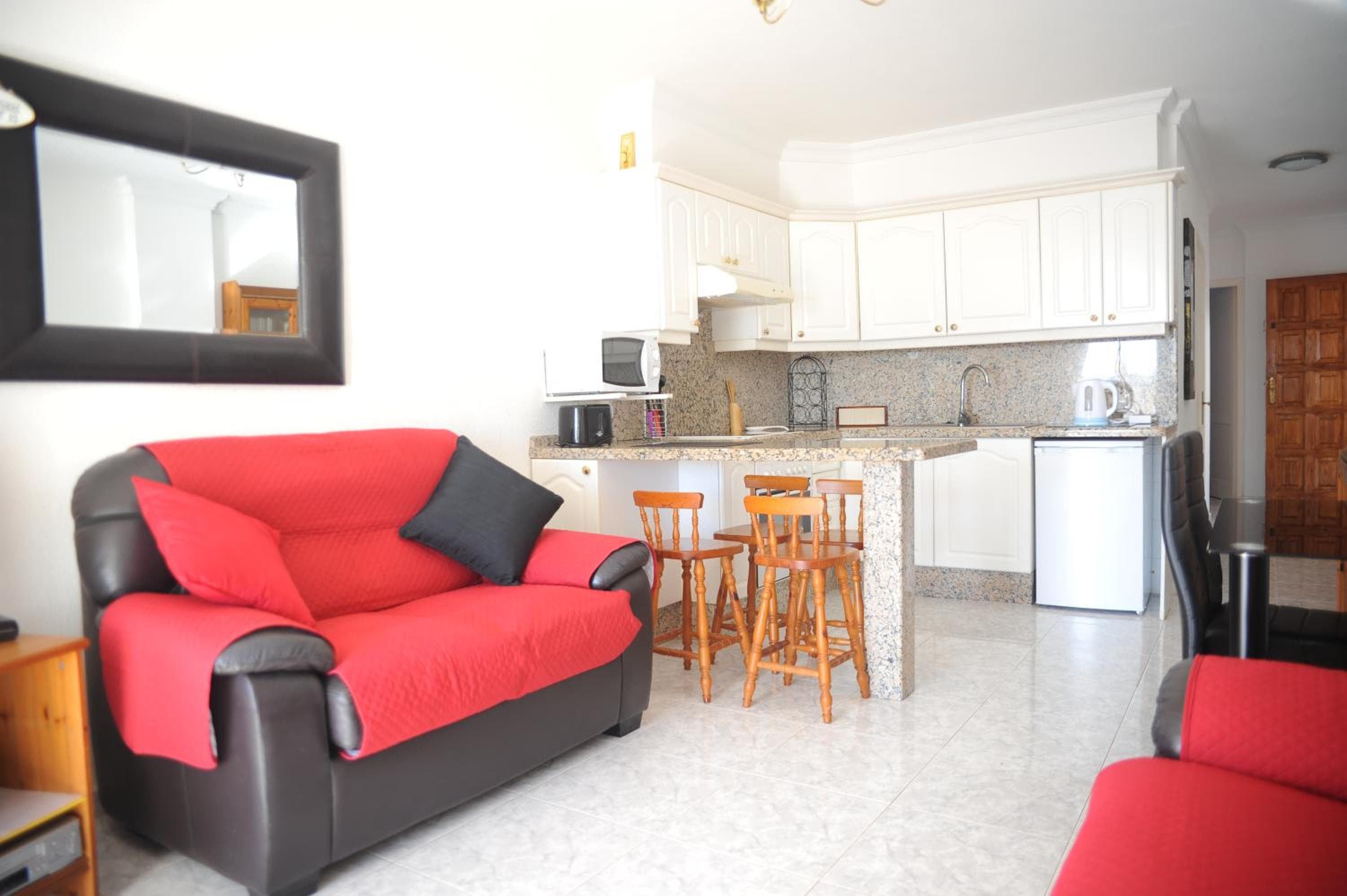 Los Diamantes Komfort apt107- 2 bedrooms, 2 bathrooms, easily accessible, no stairs — 3