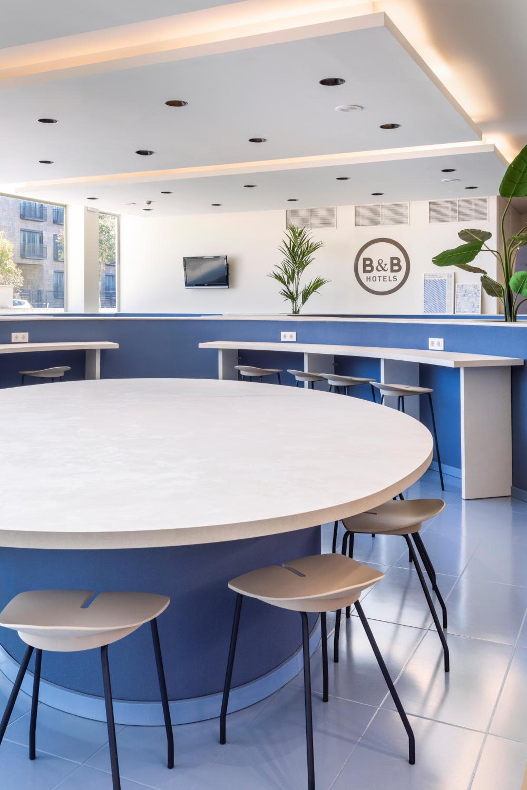 B&B HOTEL Madrid Aeropuerto T1 T2 T3 — 17