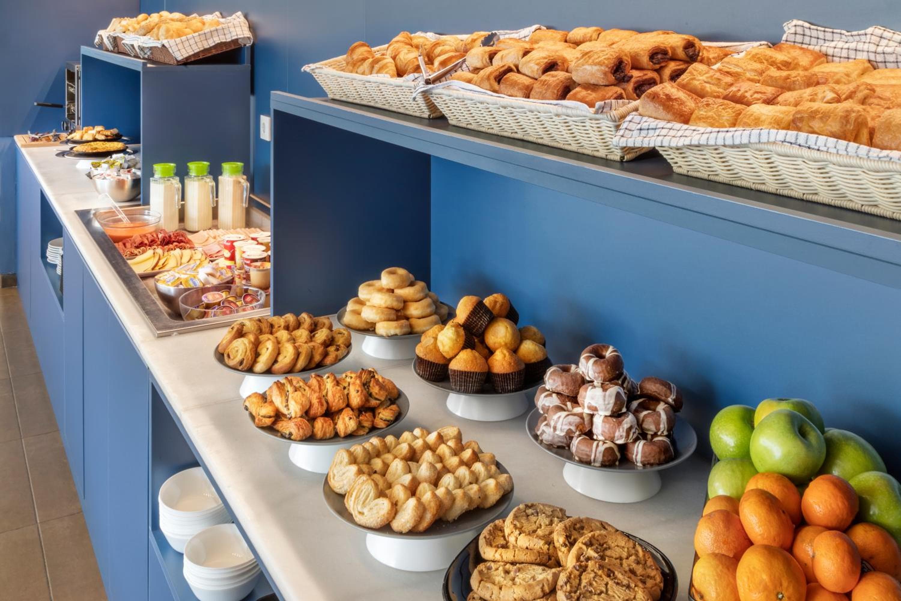 B&B HOTEL Madrid Aeropuerto T1 T2 T3 — 18