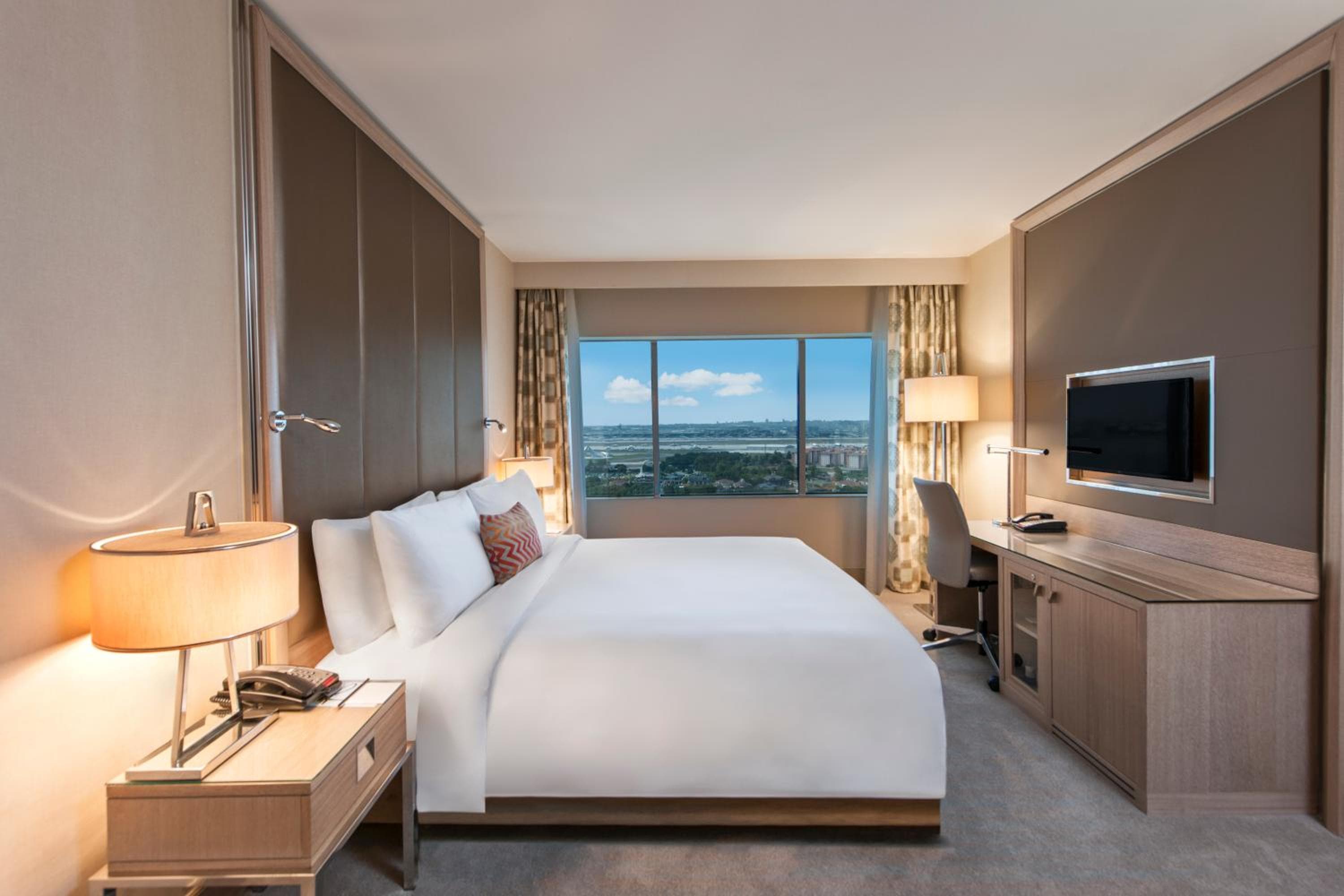 Renaissance Polat Istanbul Hotel — 18