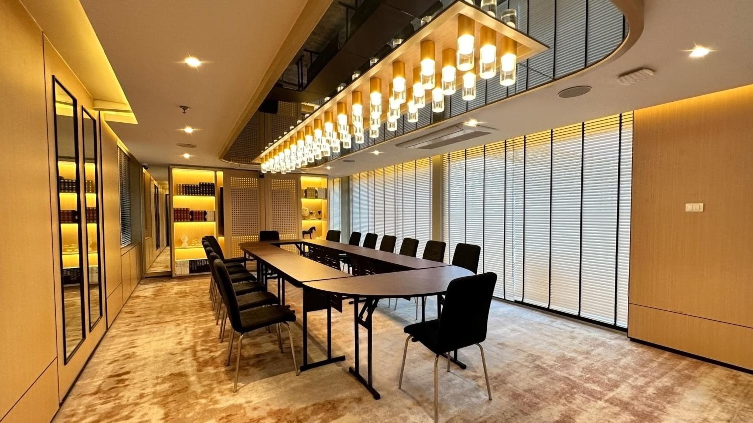 Ramada by Wyndham Bangkok Sukhumvit 11 — 4
