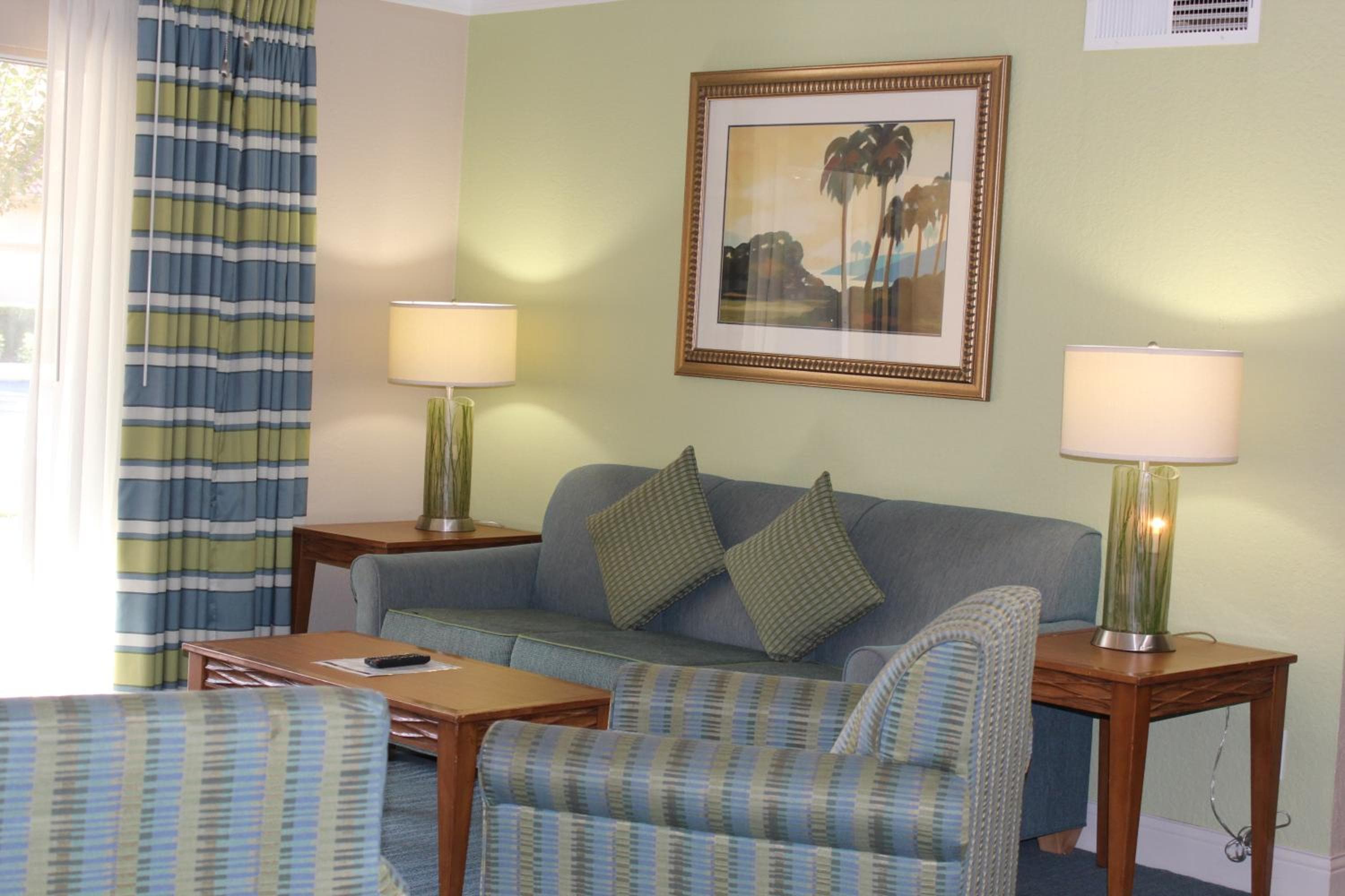 Blue Tree Resort at Lake Buena Vista — 3