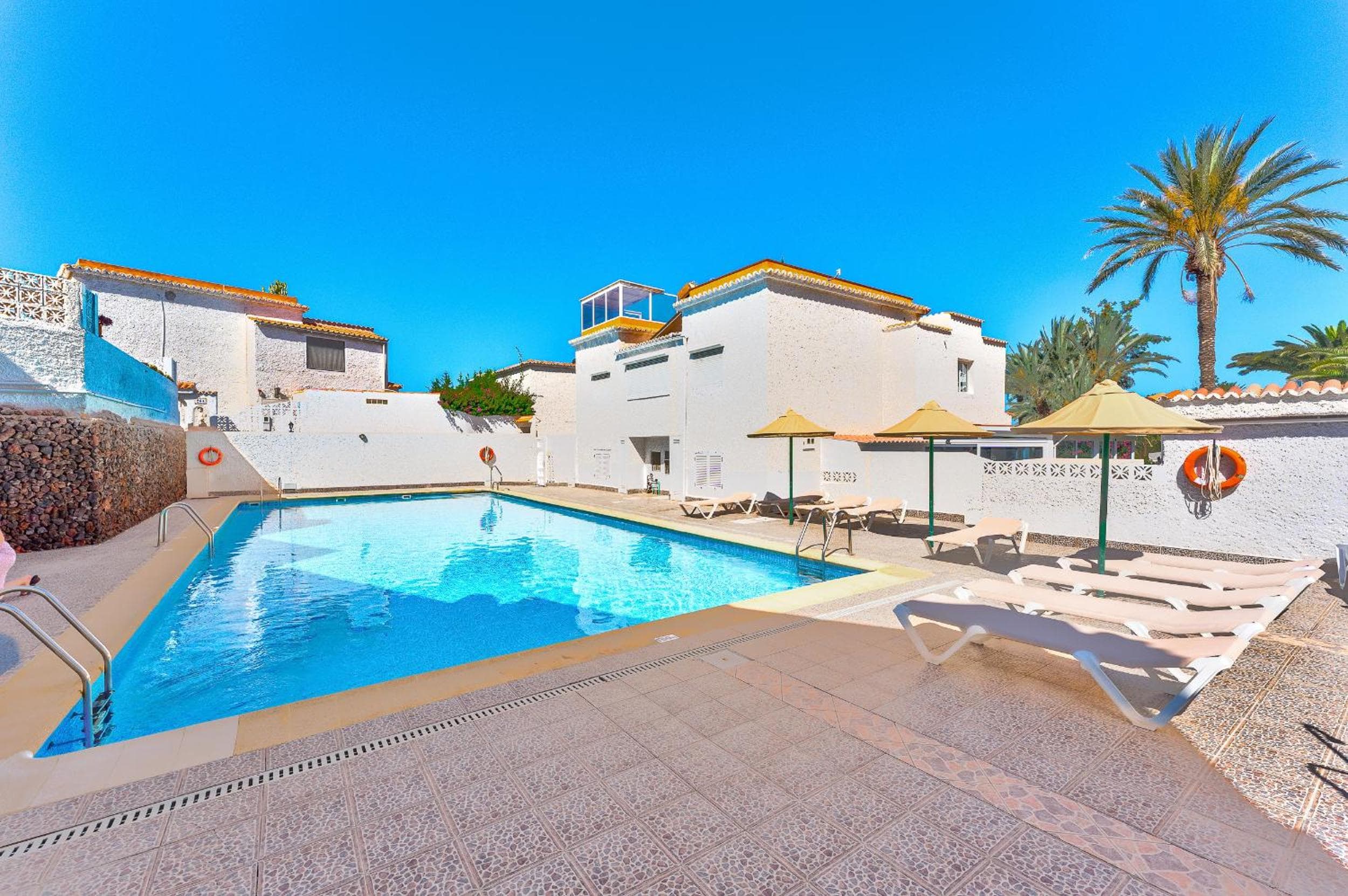 Sea View Penthouse Sunshine Urbania — 1