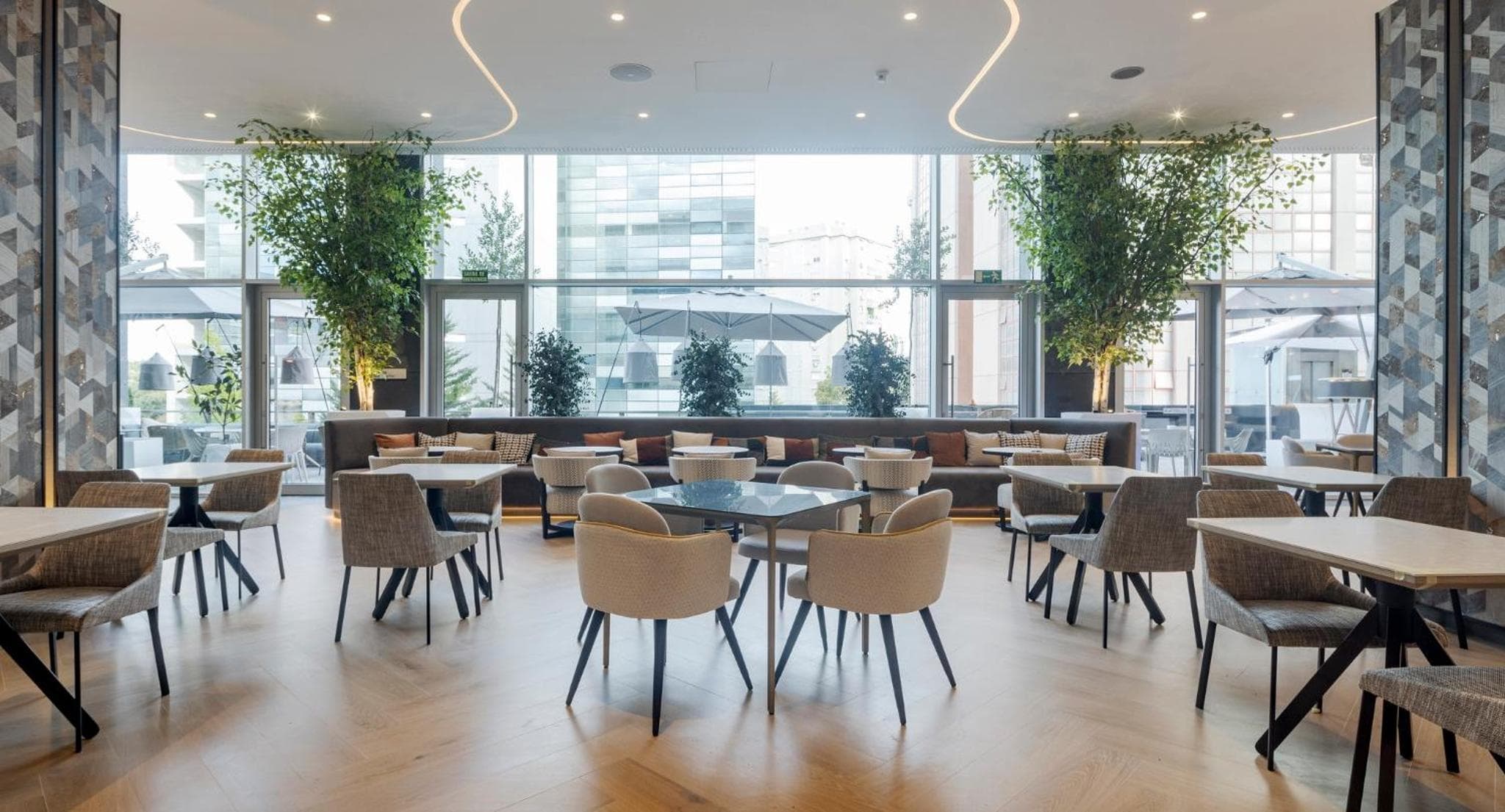 Ilunion Atrium — 17