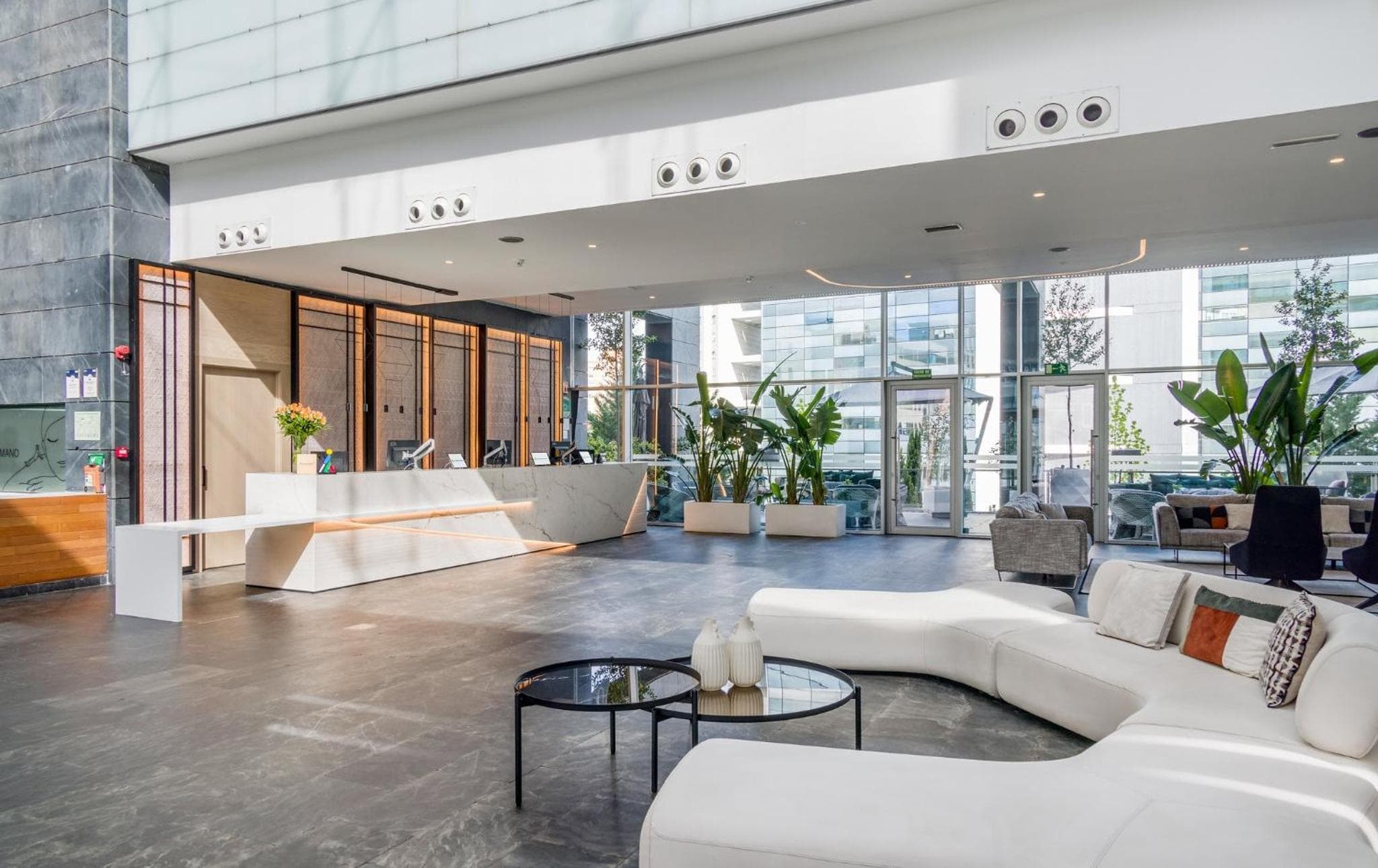 Ilunion Atrium — 4