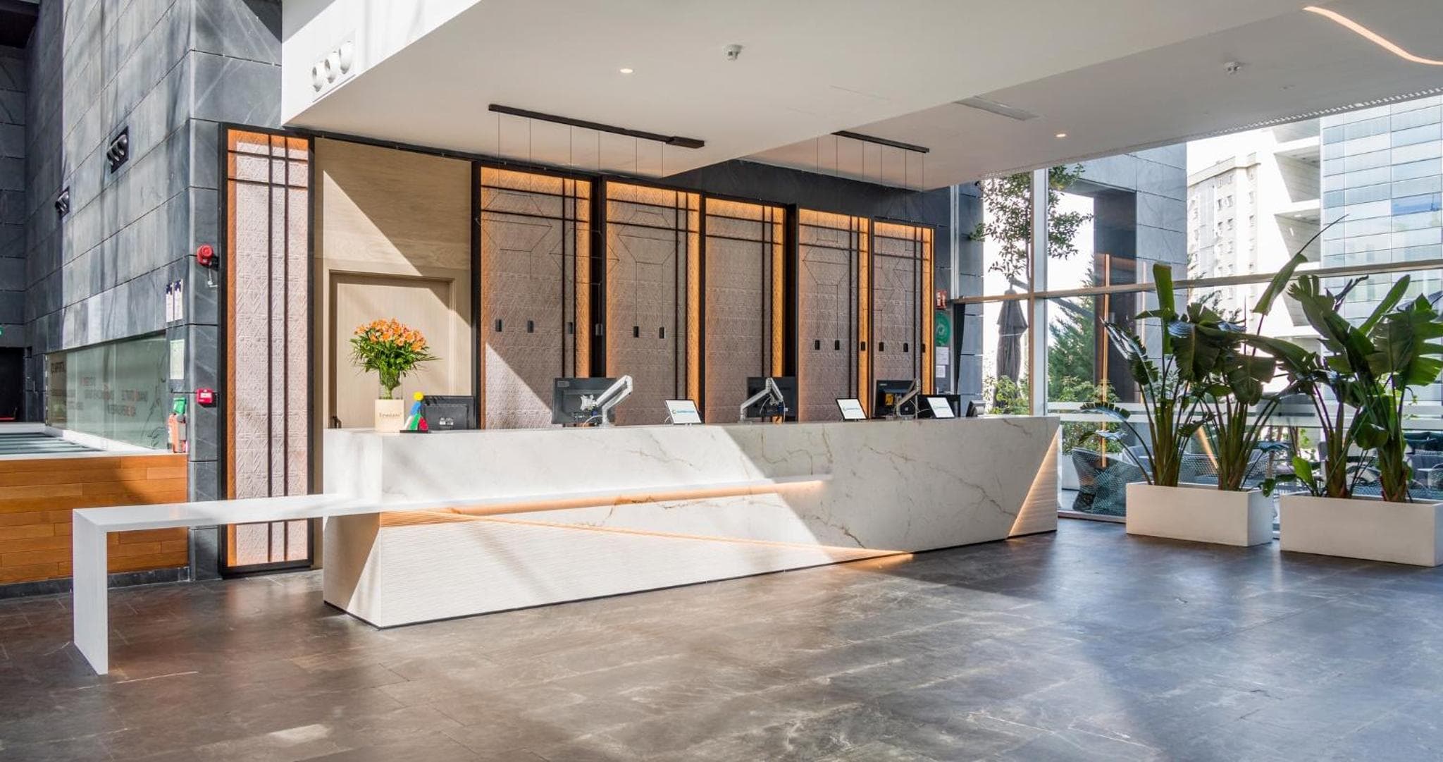 Ilunion Atrium — 2