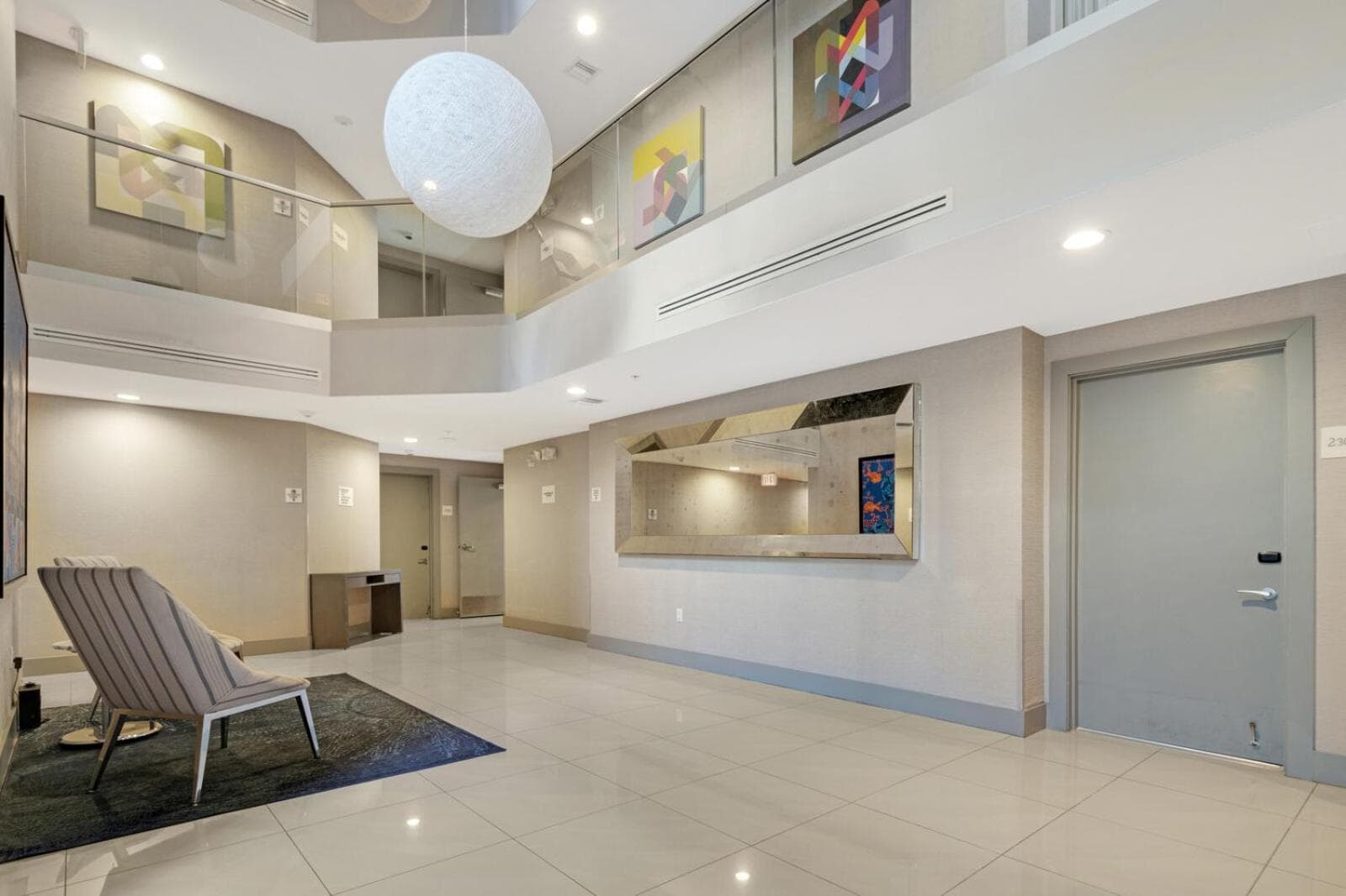 Roami im Habitat Brickell — 19