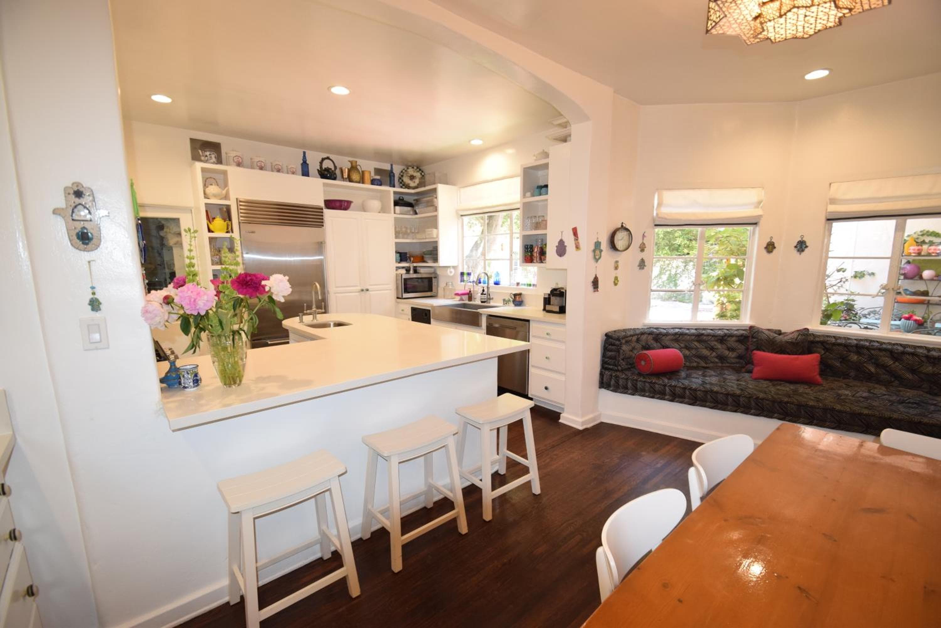 Beverly Hills Celebrity Home — 3