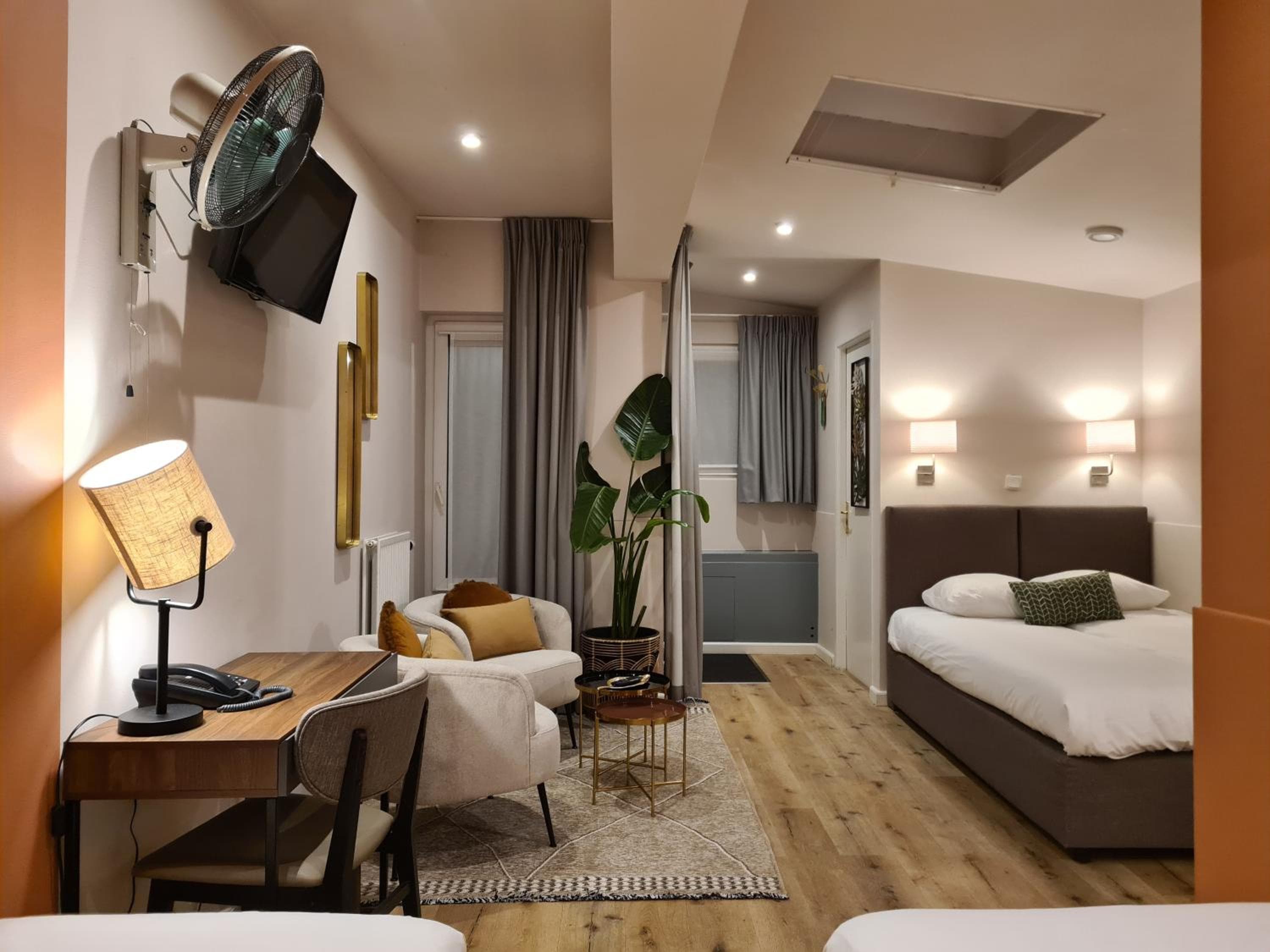 Hotel Alexander — 14