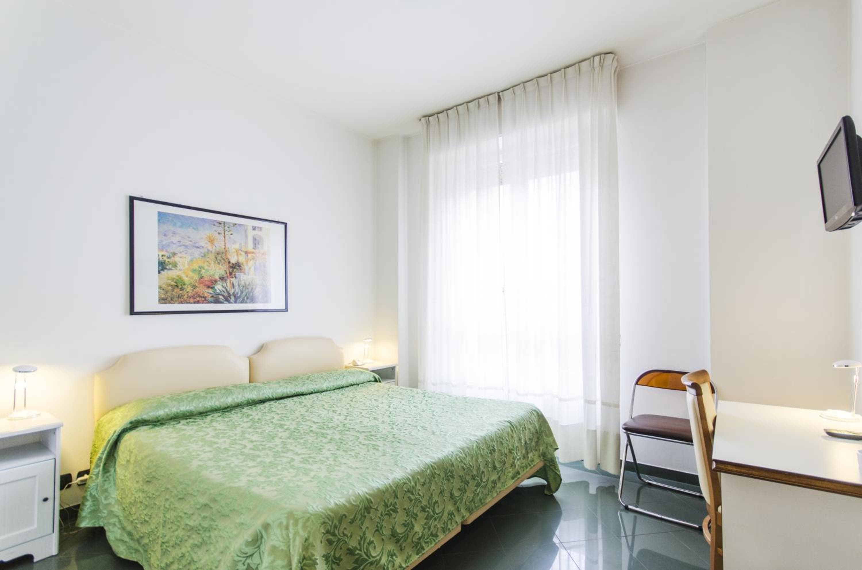 Hotel Molise 2 — 5