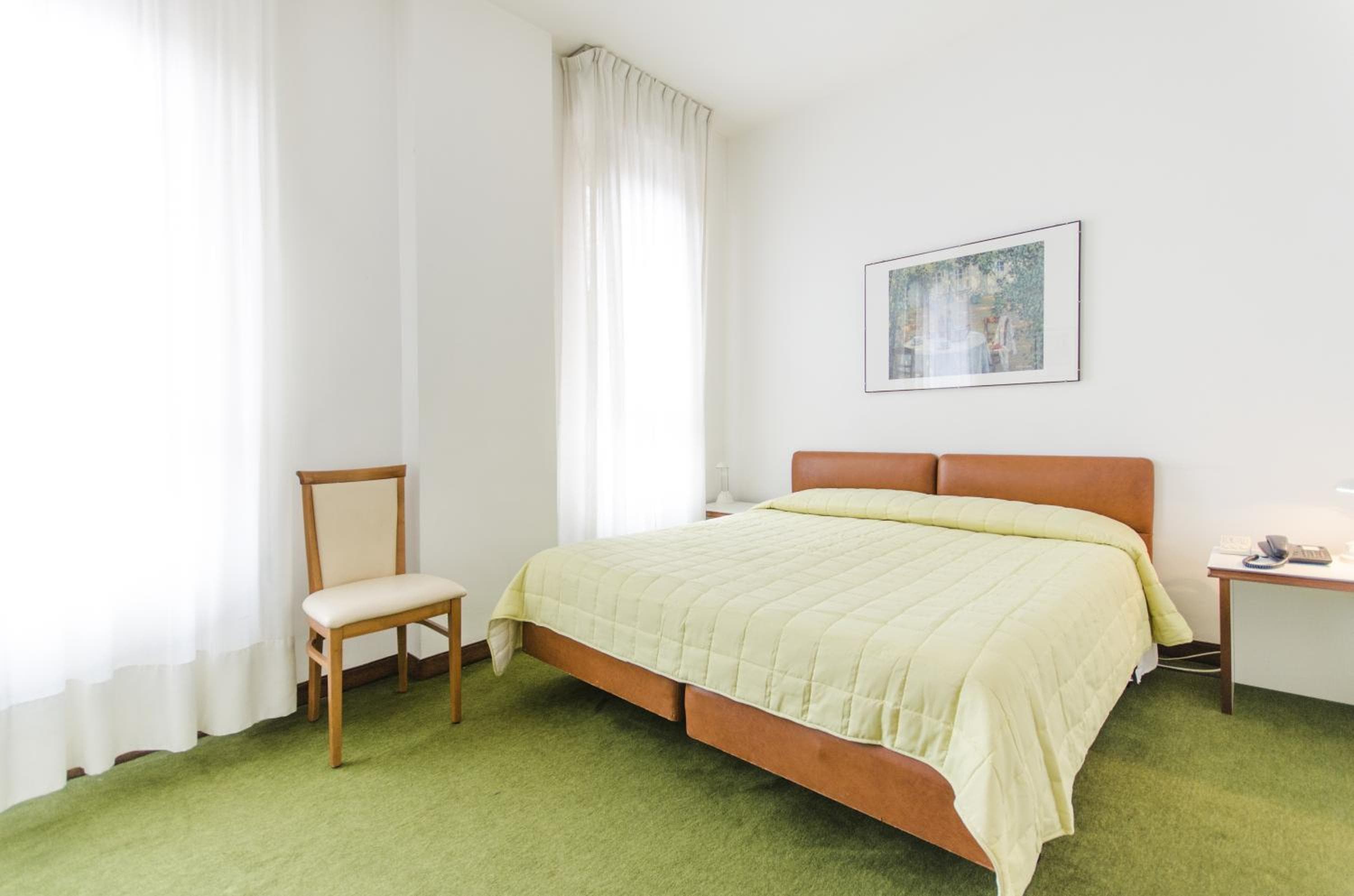 Hotel Molise 2 — 8