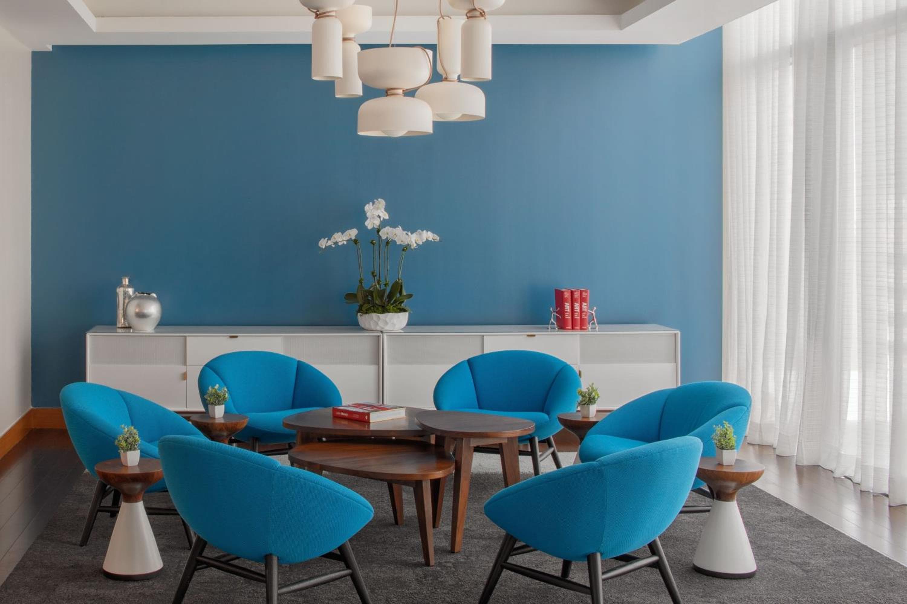 Hotel Beaux Arts, Collezione di autografi — 21
