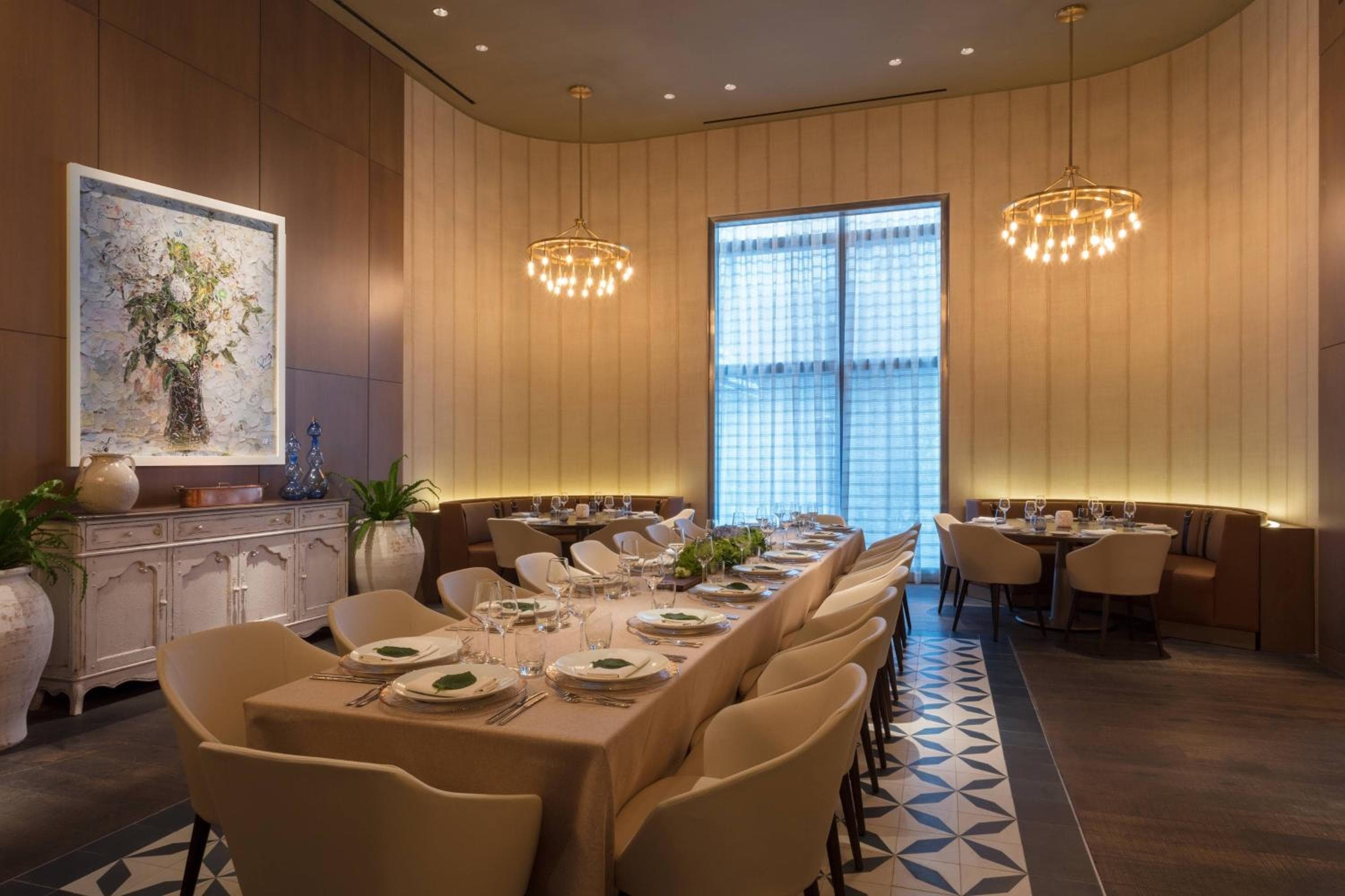 Hotel Beaux Arts, Autograph Collection — 26
