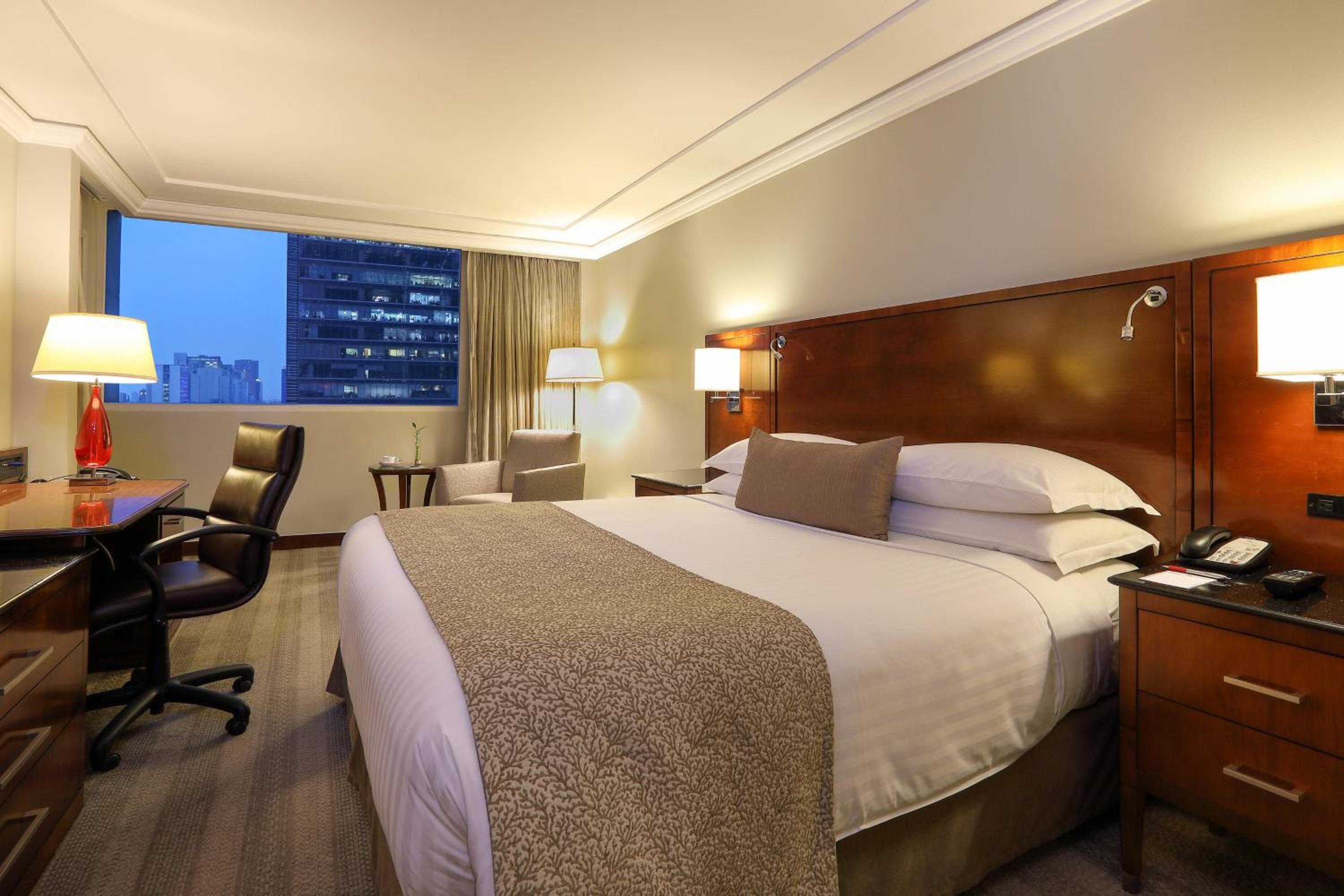 Mexico City Marriott Reforma Hotel

[in German]
Mexiko-Stadt Marriott Reforma Hotel — 4