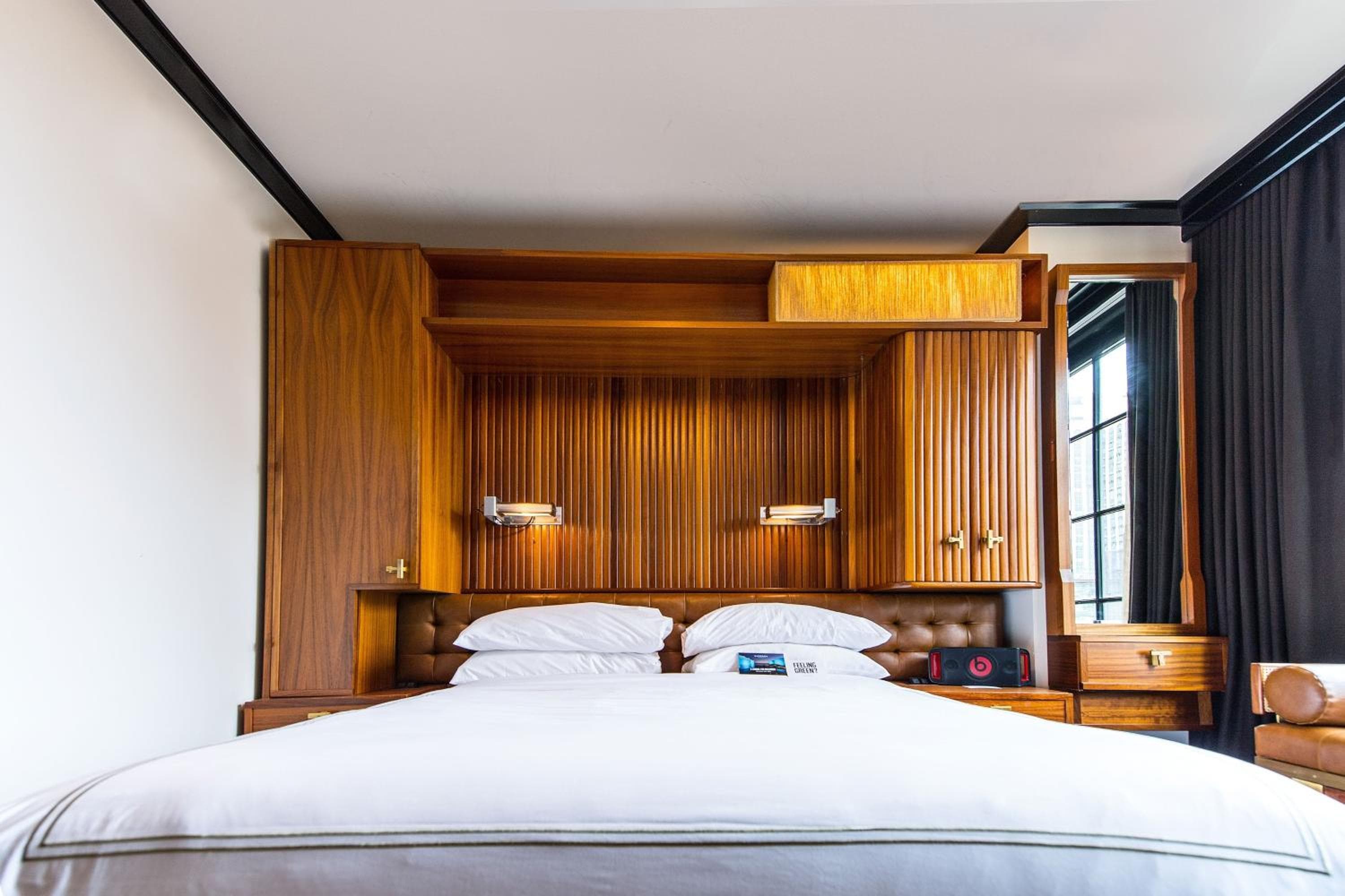 Le Meridien New York, Central Park by Marriott — 25