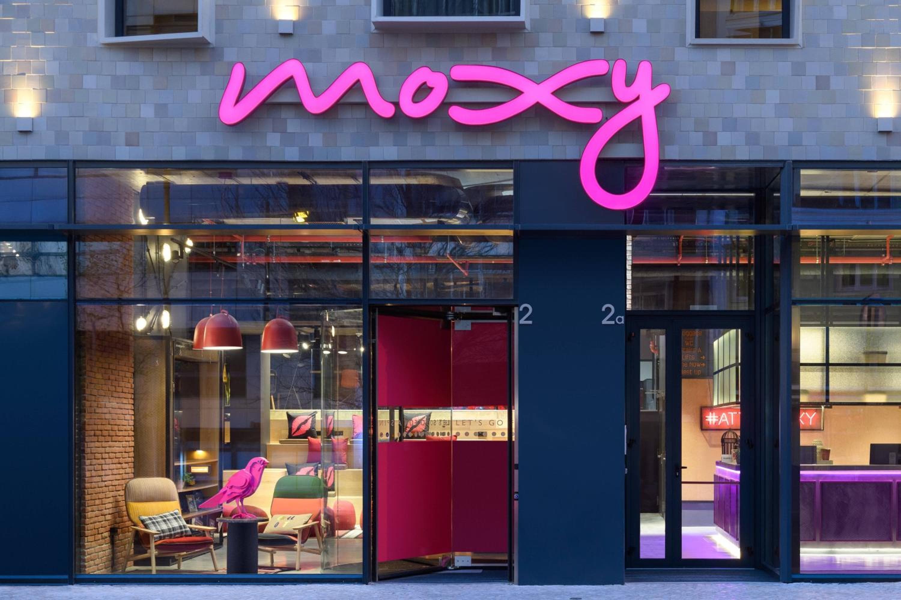 Moxy Lisboa Ciudad — 2