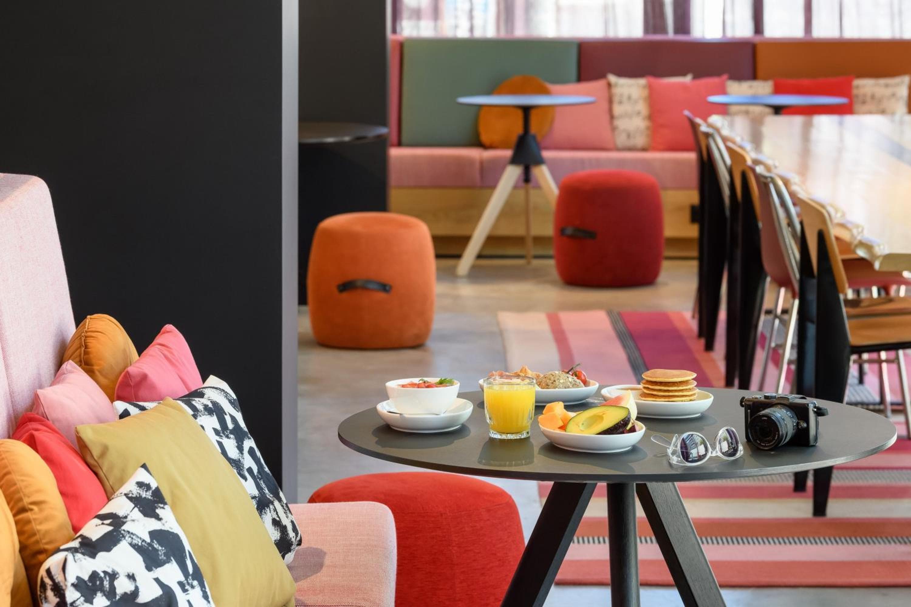 Moxy Lisbon City — 8