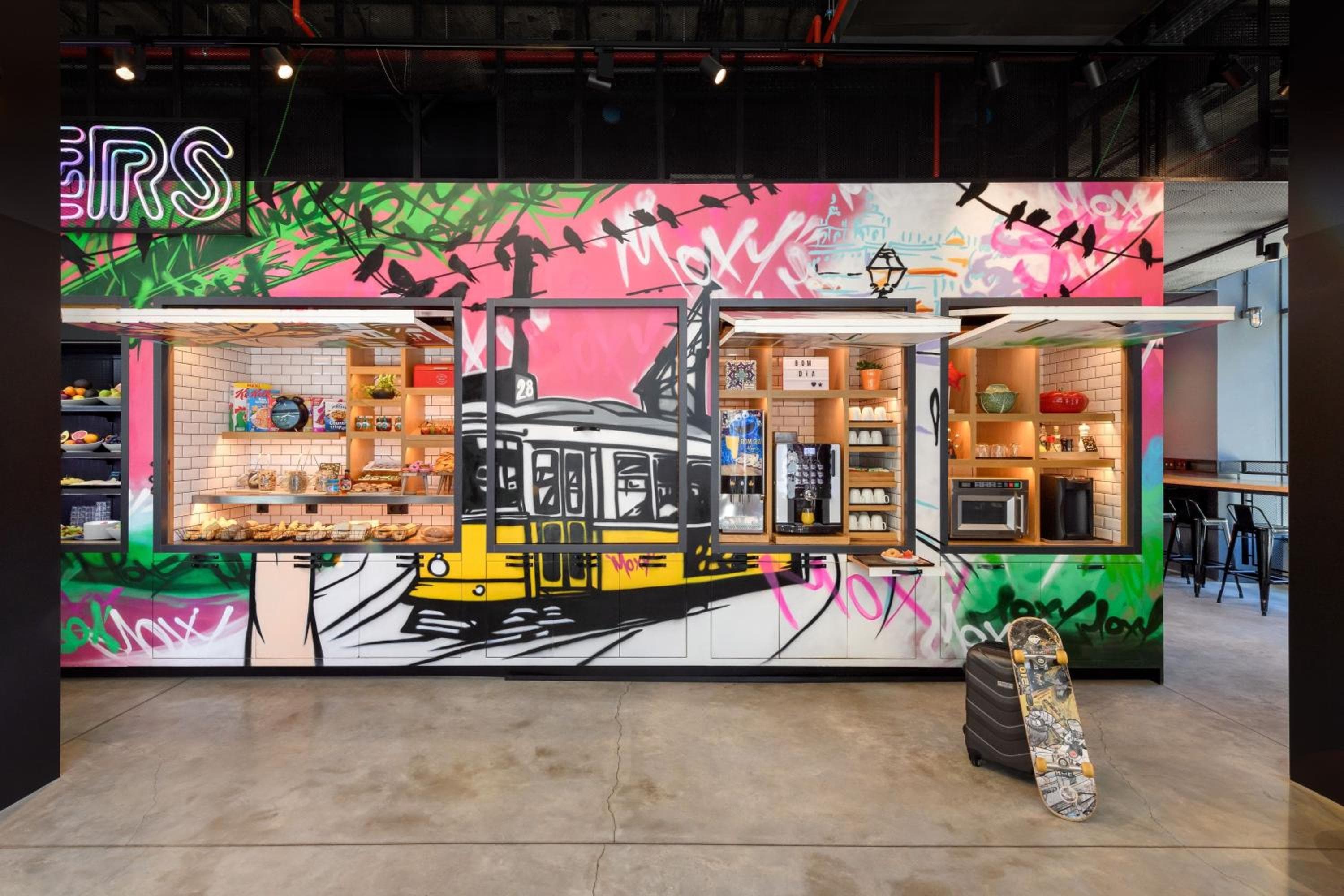 Moxy Lisbon City — 14