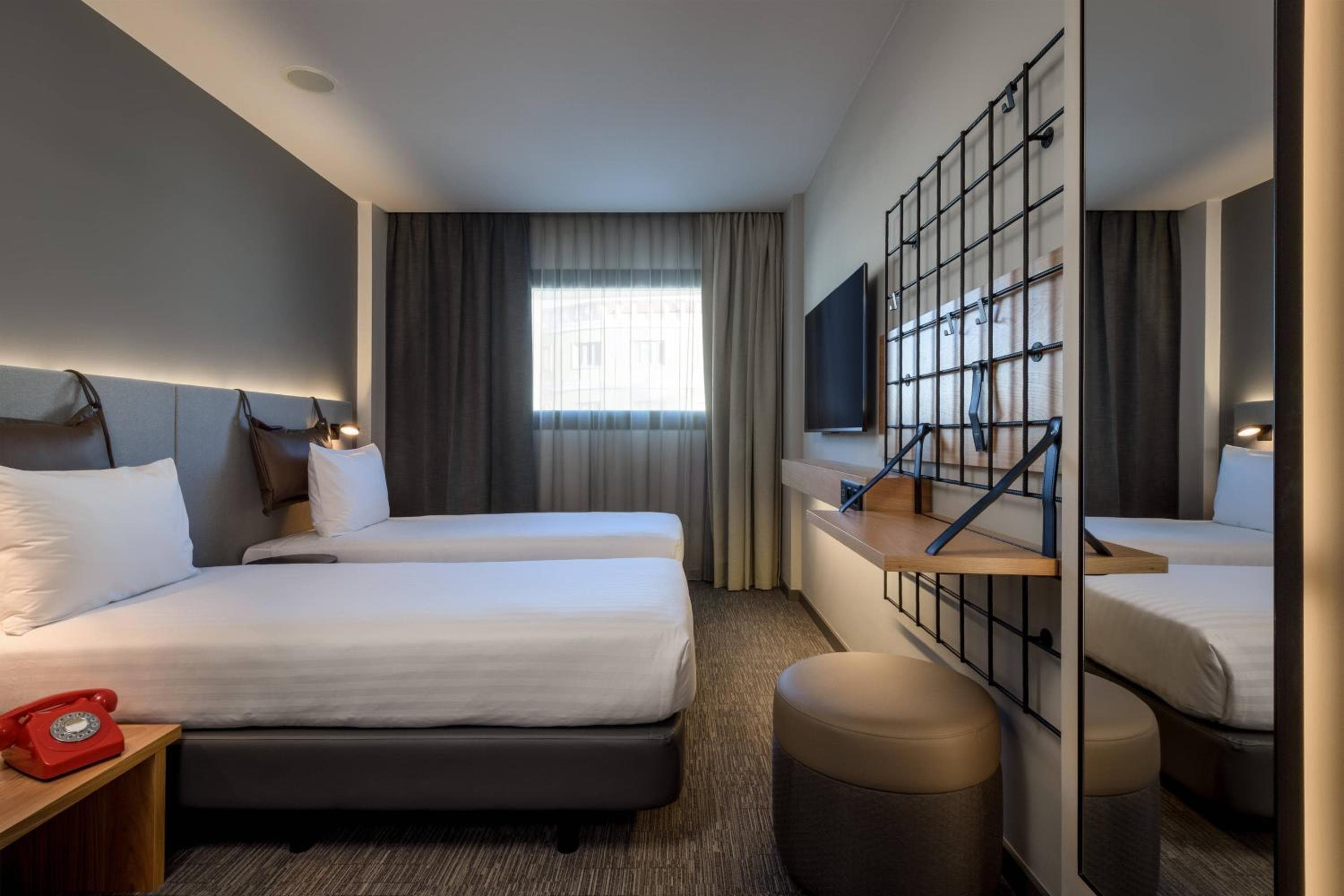 Moxy Lisboa Ciudad — 20