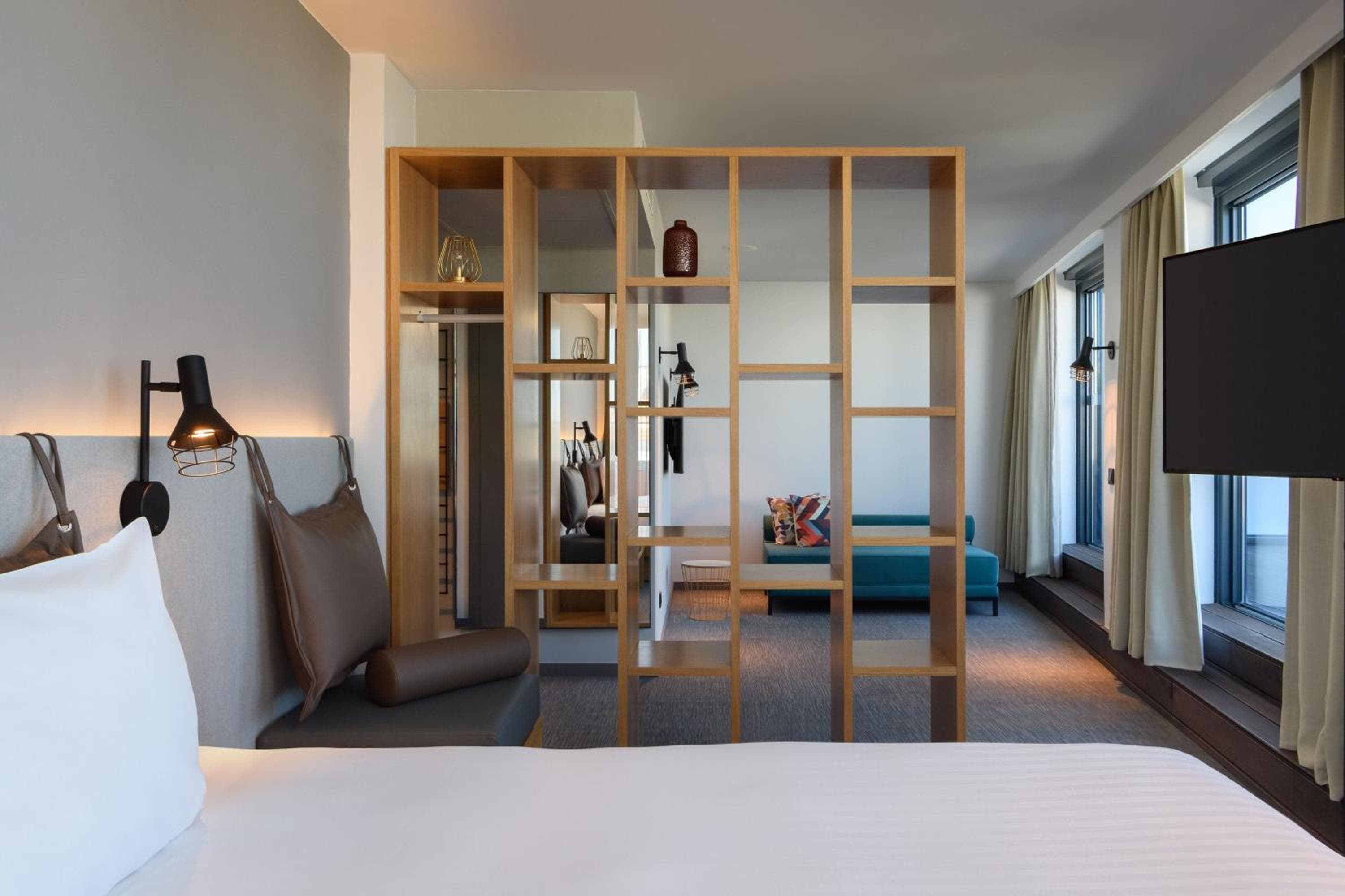 Moxy Lisboa Ciudad — 18