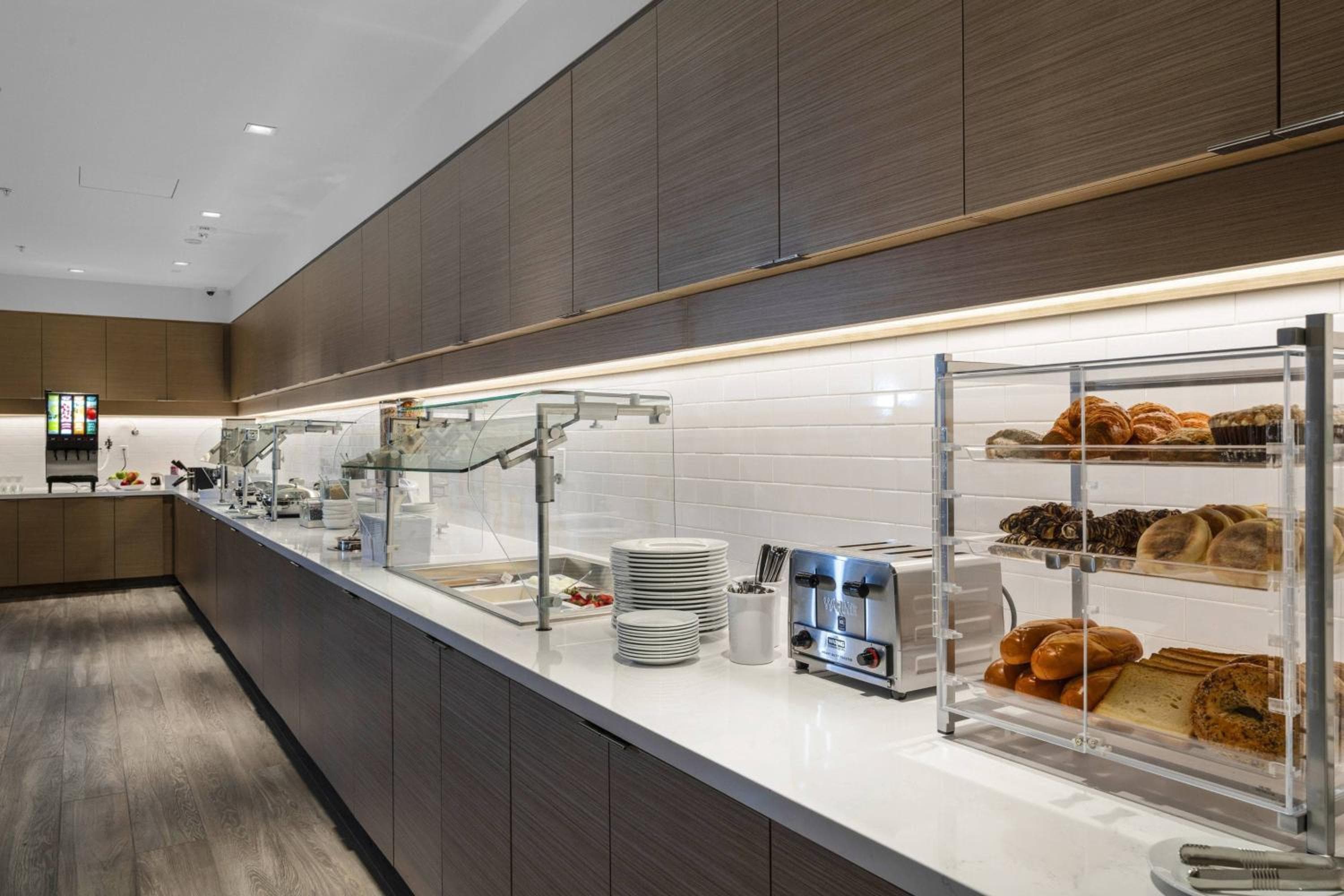 Residence Inn by Marriott Marina del Rey — 4
