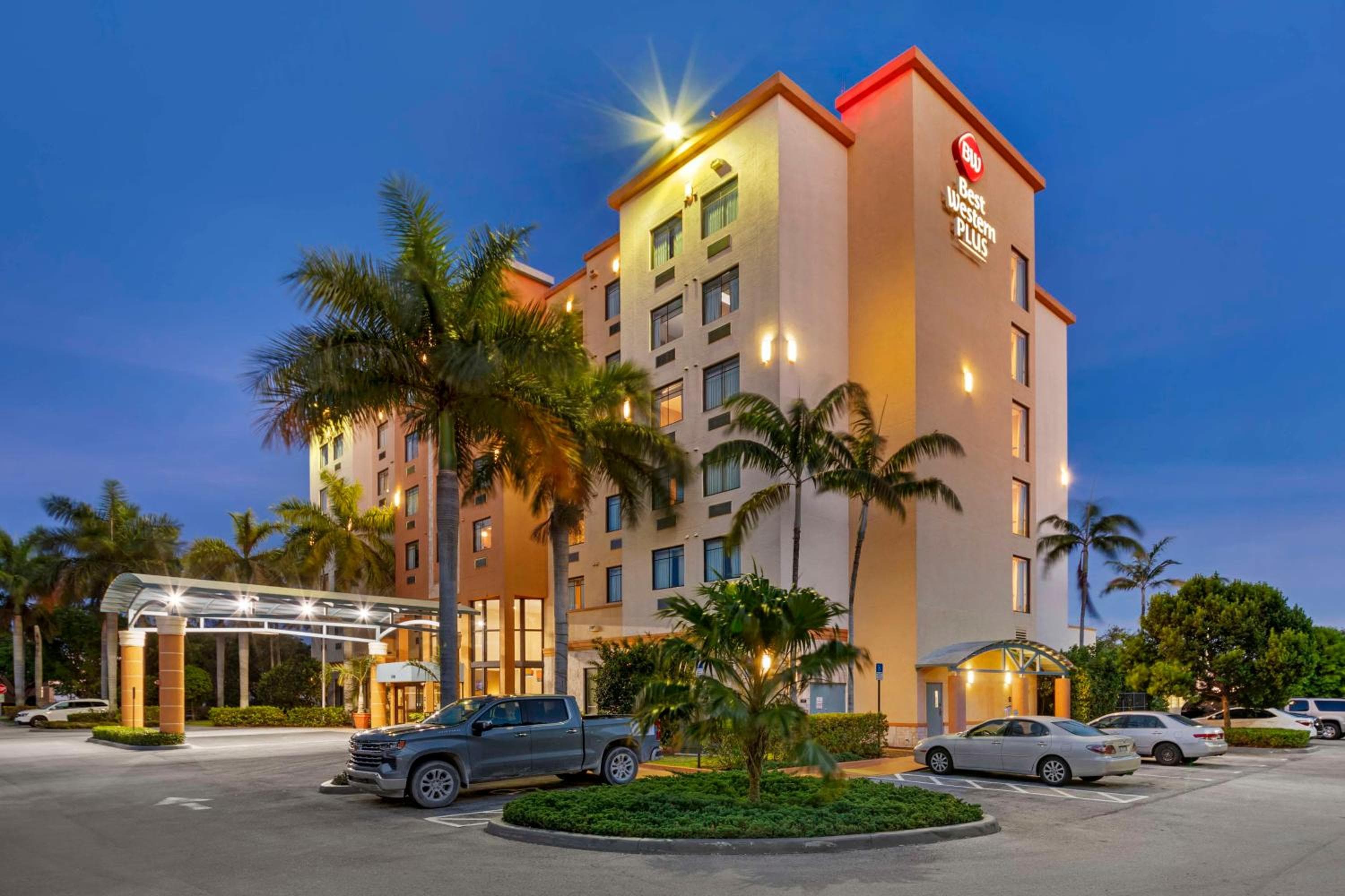 Best Western Plus Miami Executive Airport Hotel and Suites — 1