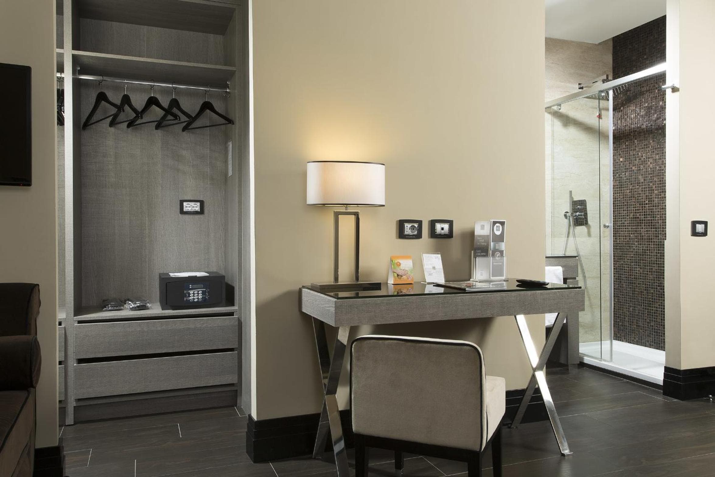 Rome Life Hotel — 24