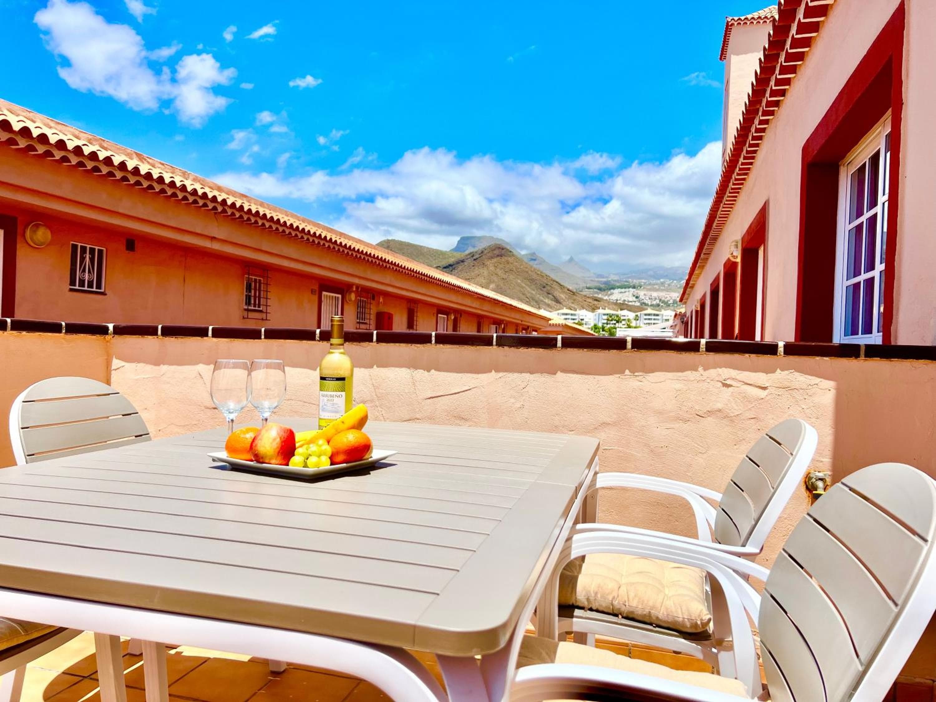 !!! Relaxing View, The Heights Apartment With Terrace and Heated Pools, Los Cristianos — 5