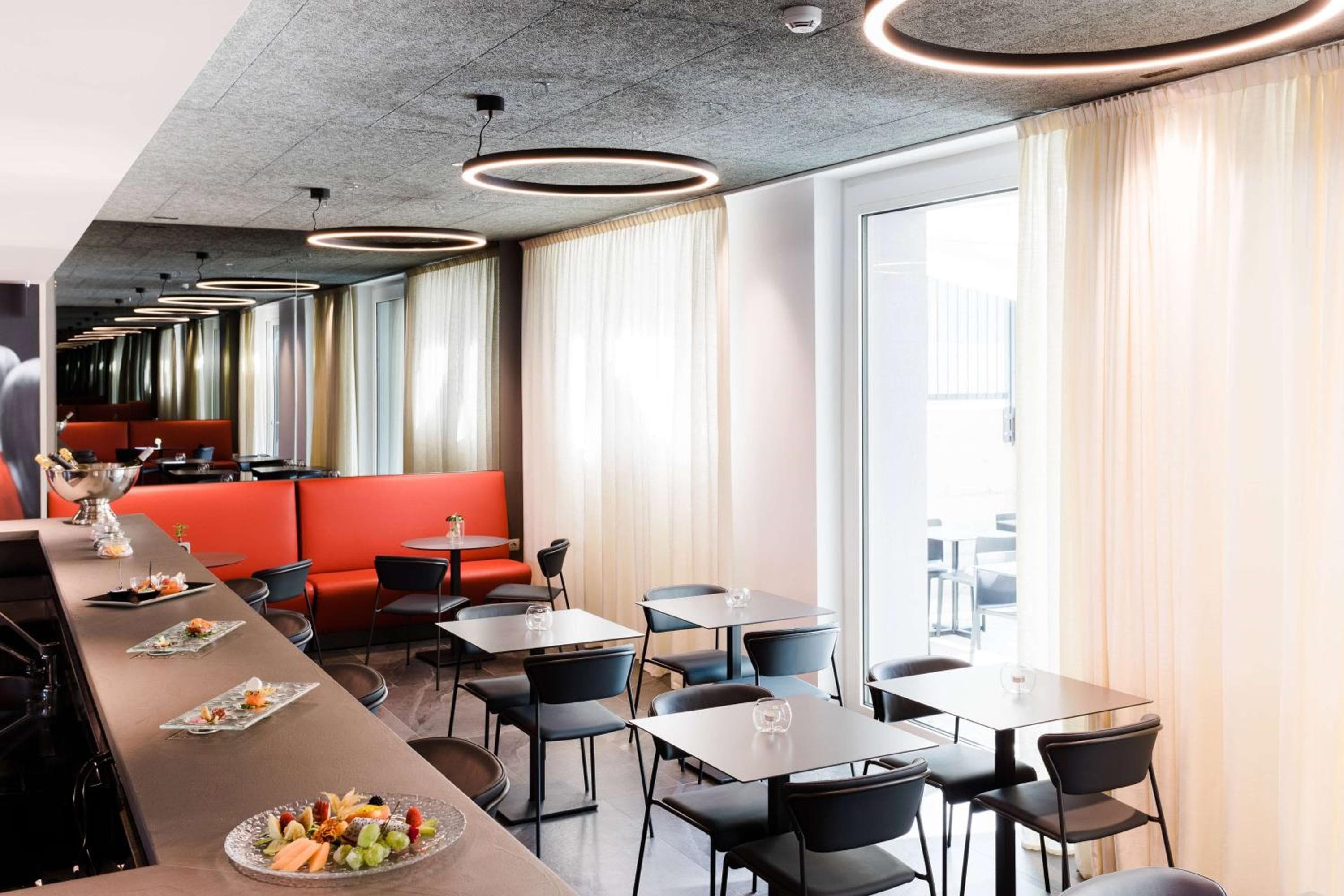 Amedia Mailand, Trademark Collection by Wyndham — 30
