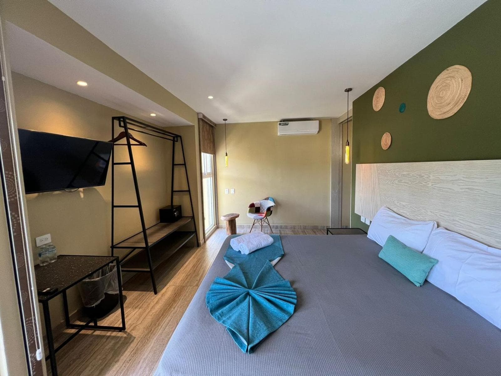 LOL-HA Hotel Boutique — 10