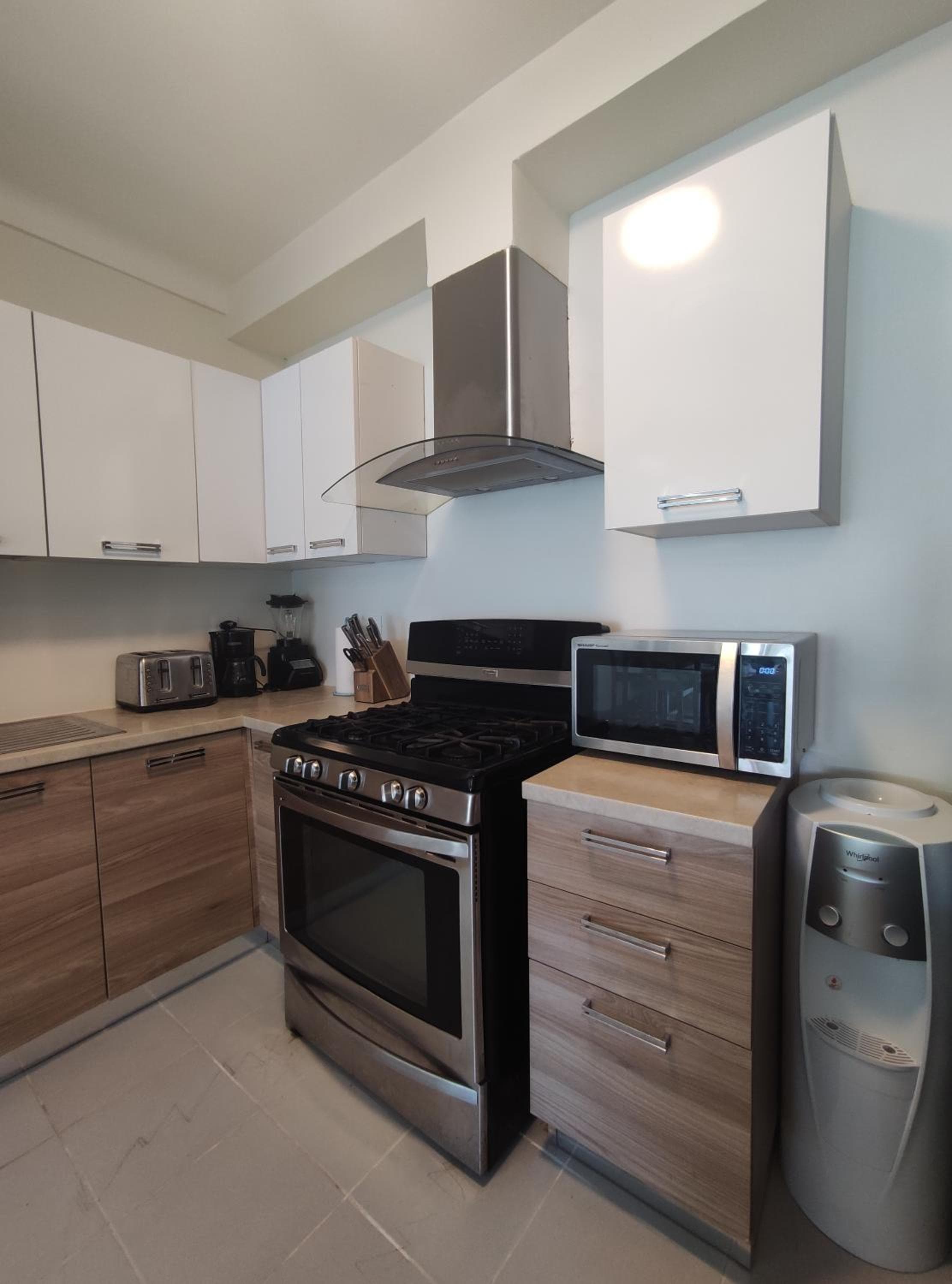Chic Beach Apartment - 3 min to the Beach — 18