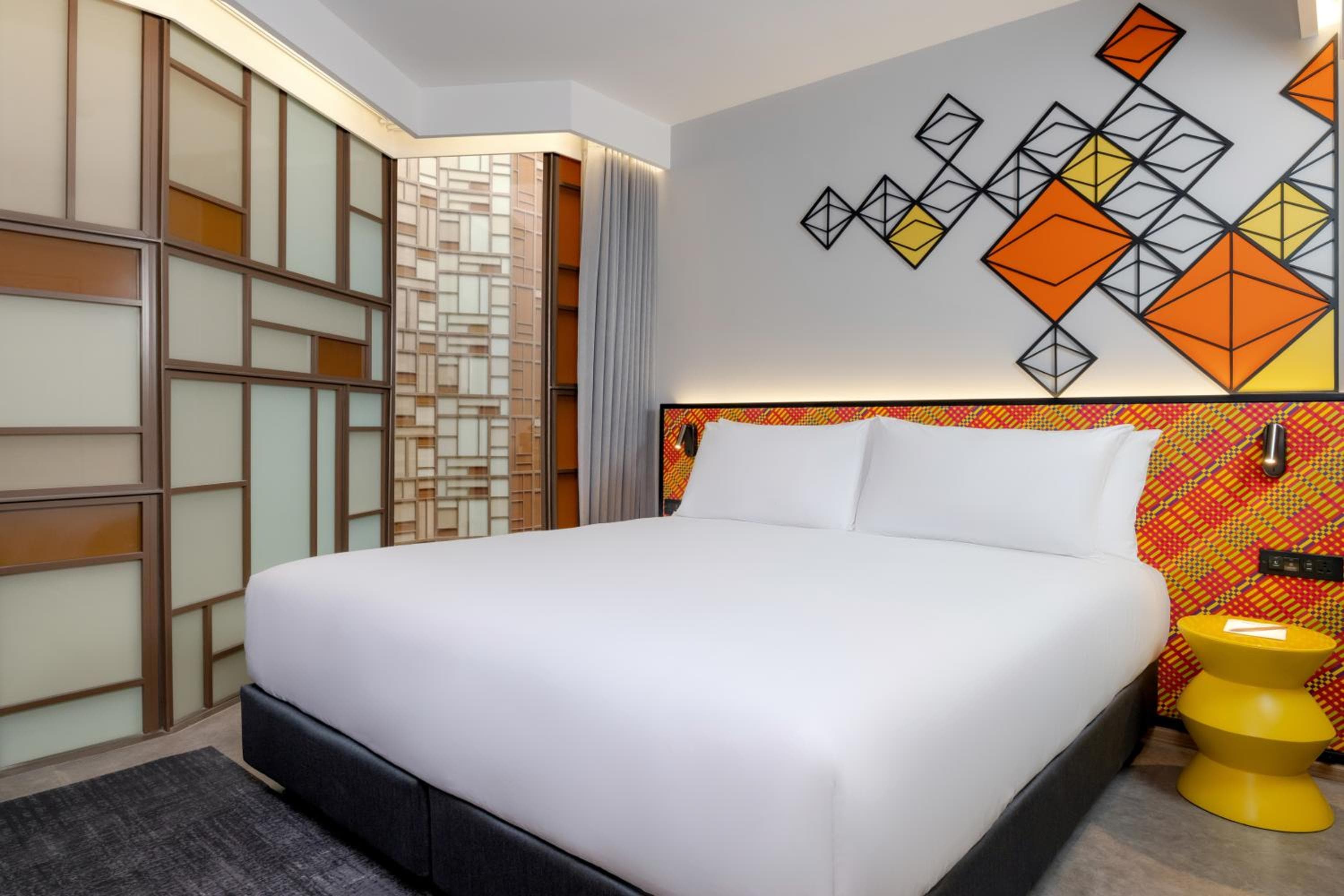 ibis Styles Bangkok Silom — 15