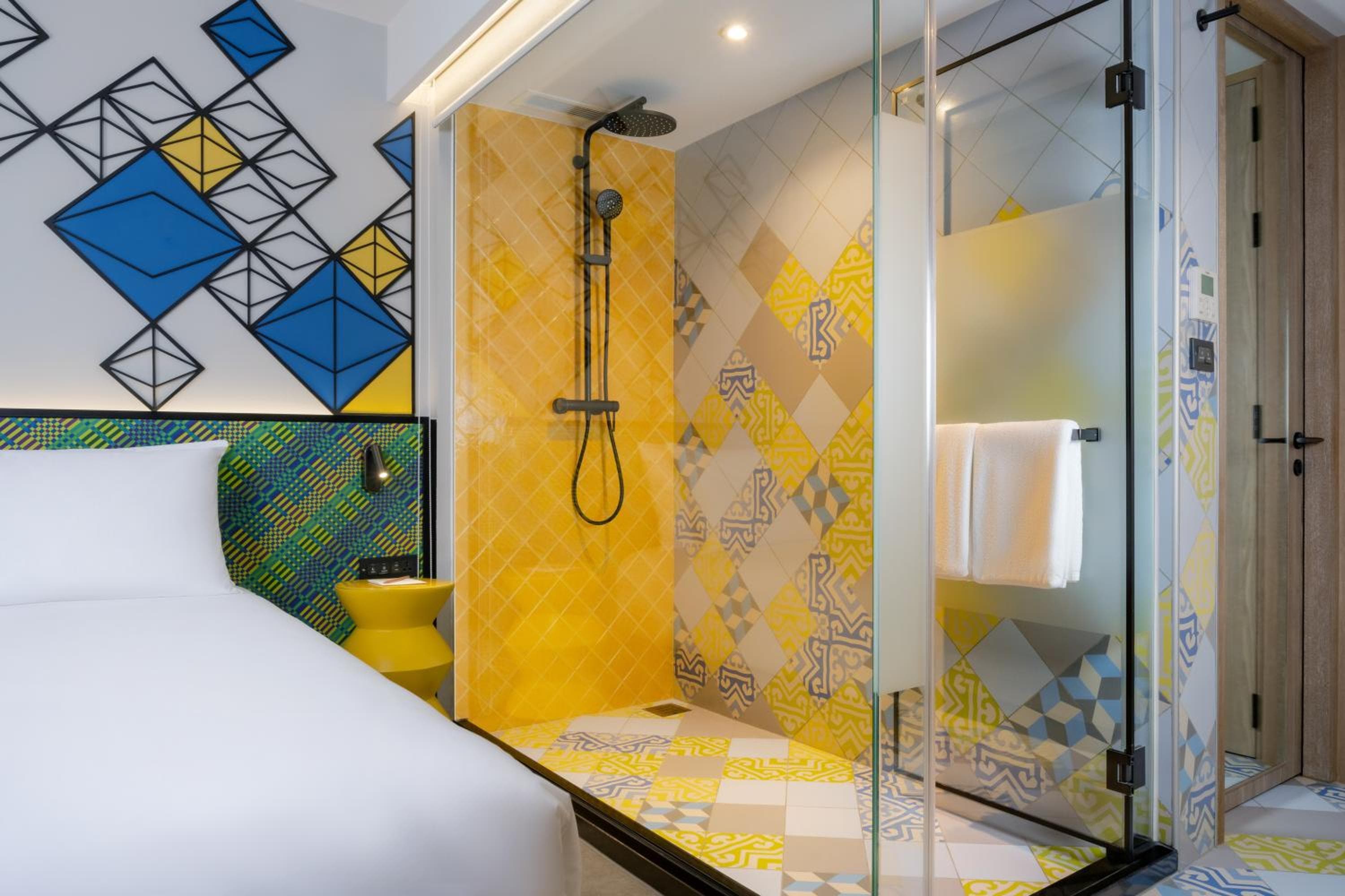 ibis Styles Bangkok Silom — 28