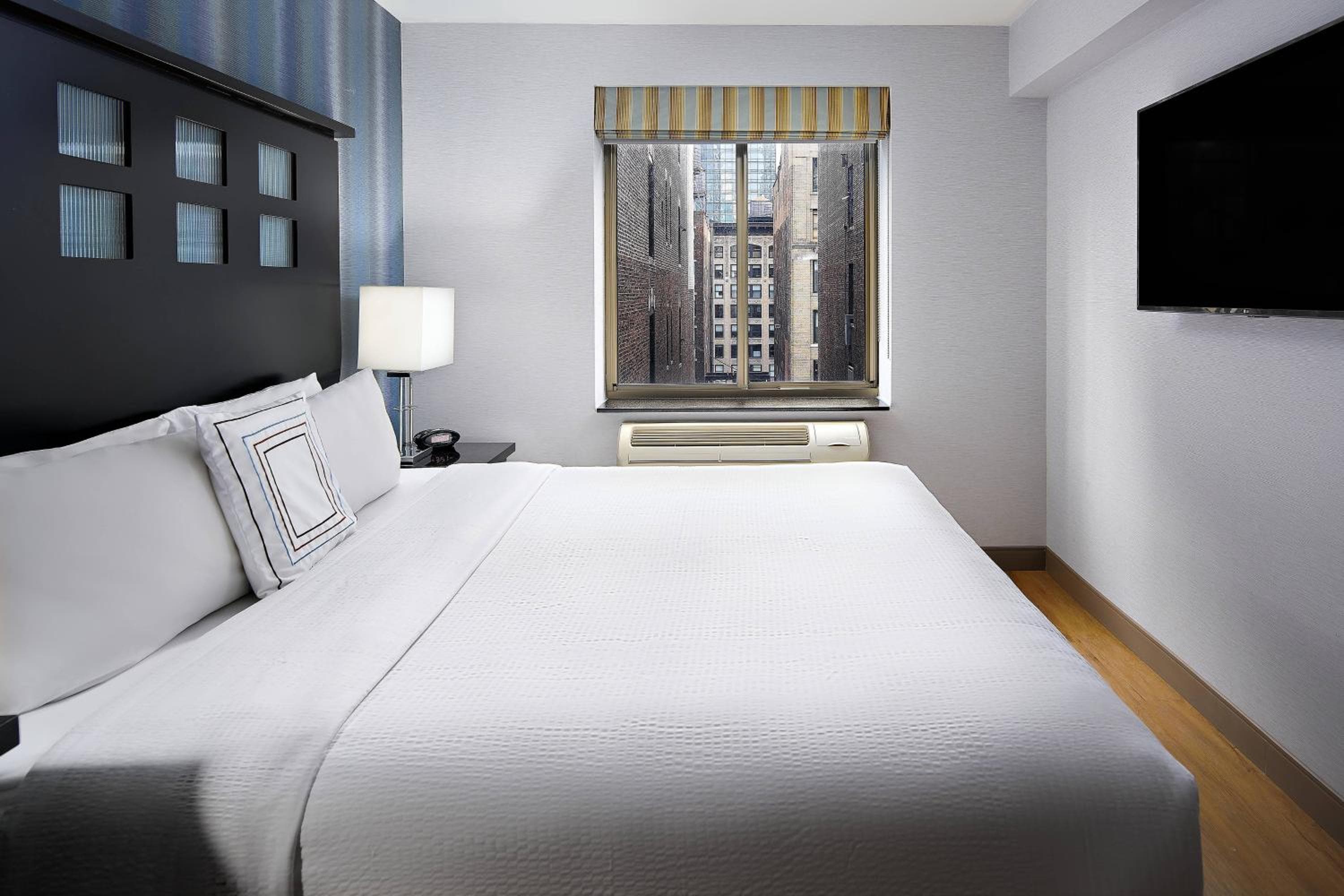 Fairfield Inn & Suites by Marriott New York Manhattan/Chelsea — 14