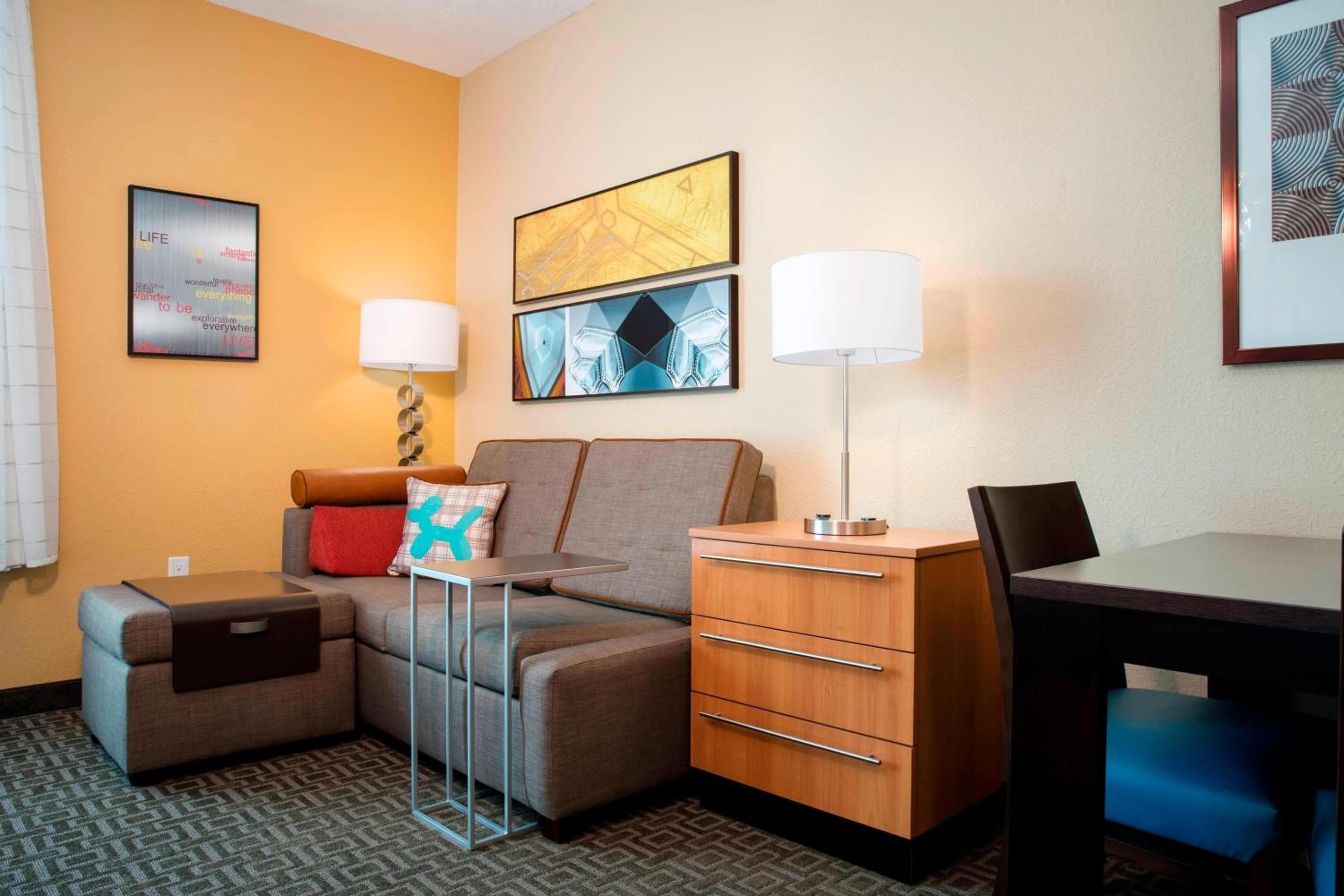 TownePlace Suites Orlando at FLAMINGO CROSSINGS Town Center, Western Entrance — 16