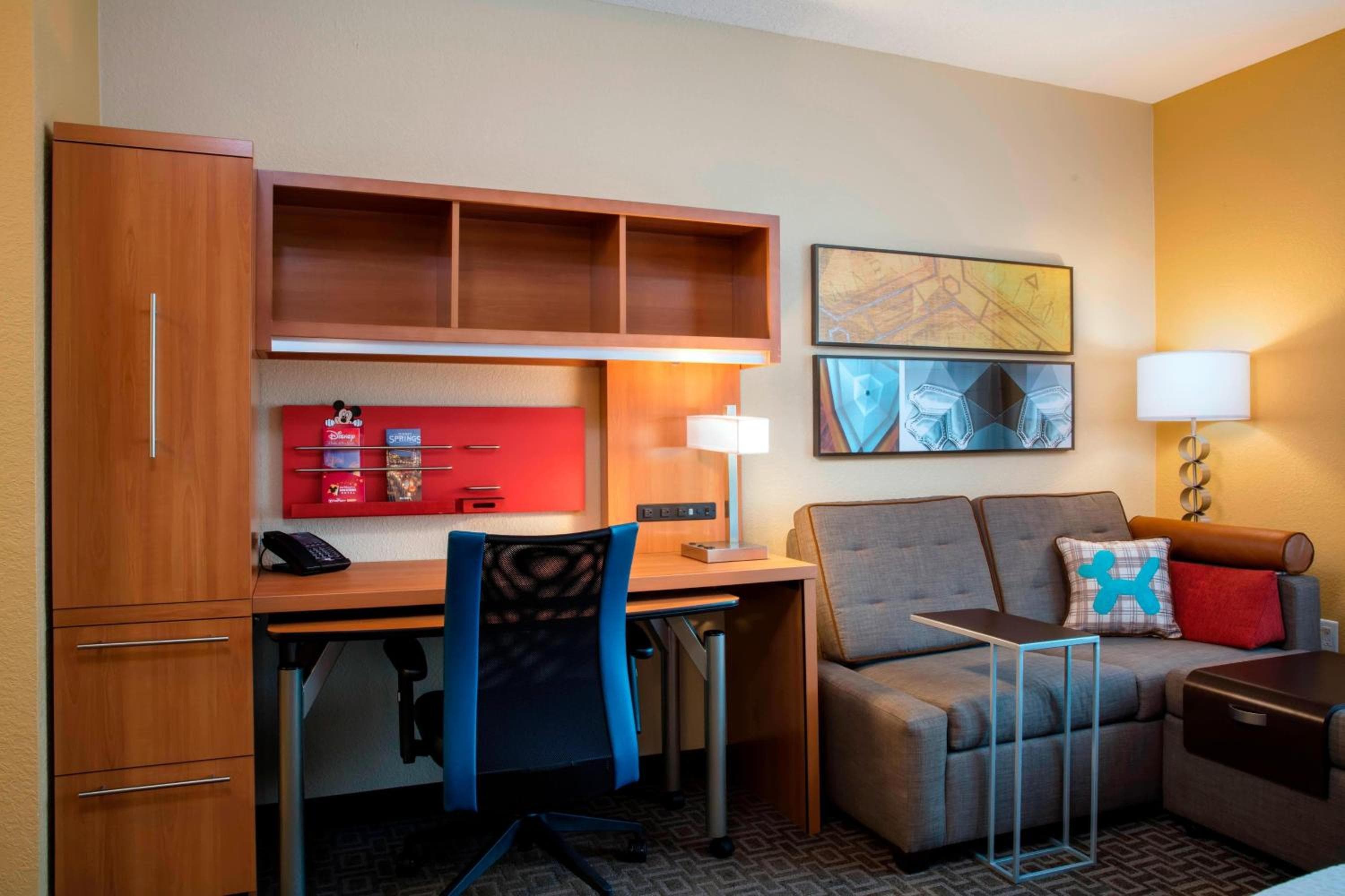 TownePlace Suites Orlando at FLAMINGO CROSSINGS Town Center, Western Entrance — 19