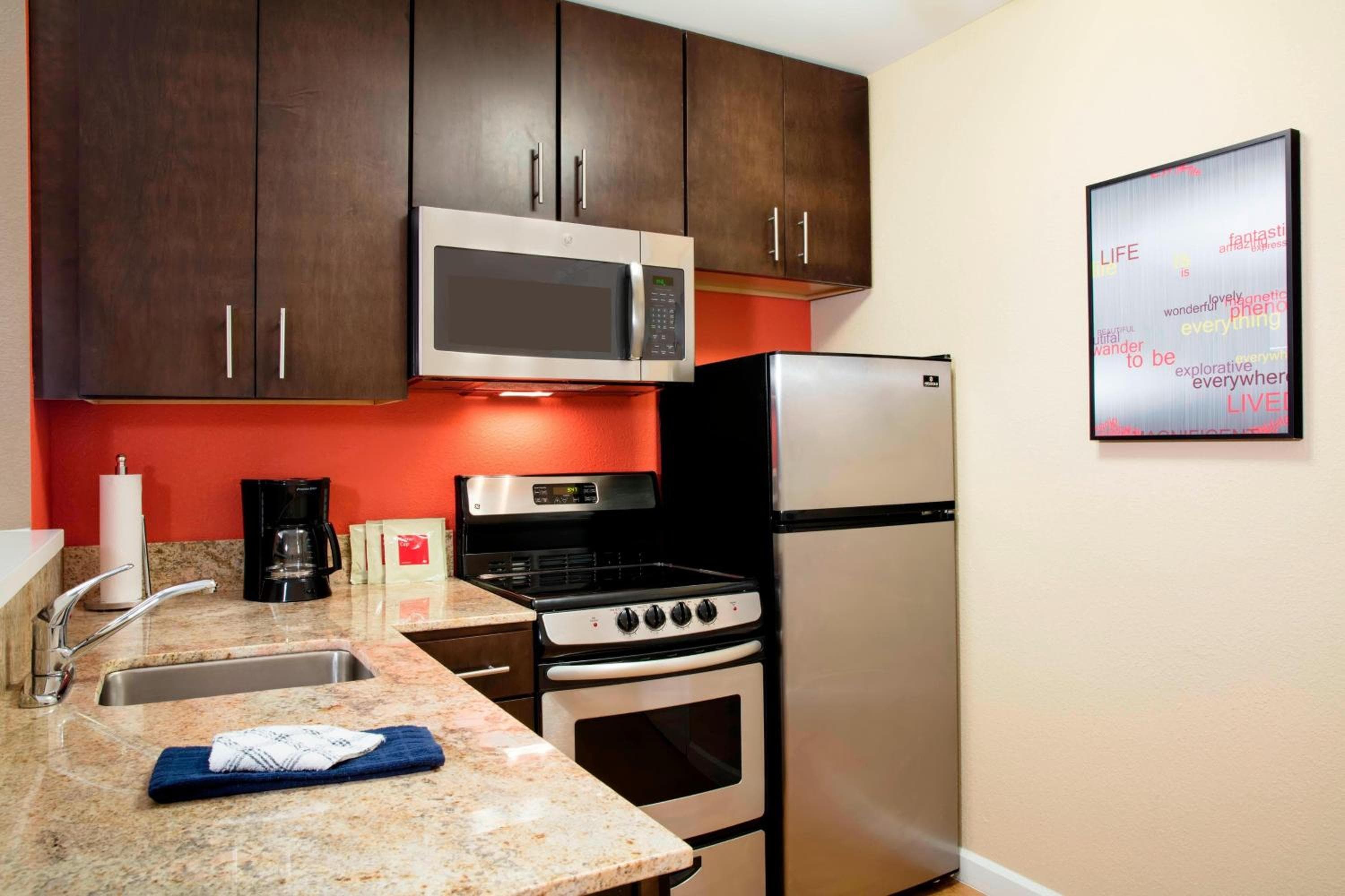 TownePlace Suites Orlando at FLAMINGO CROSSINGS Town Center, Western Entrance — 23