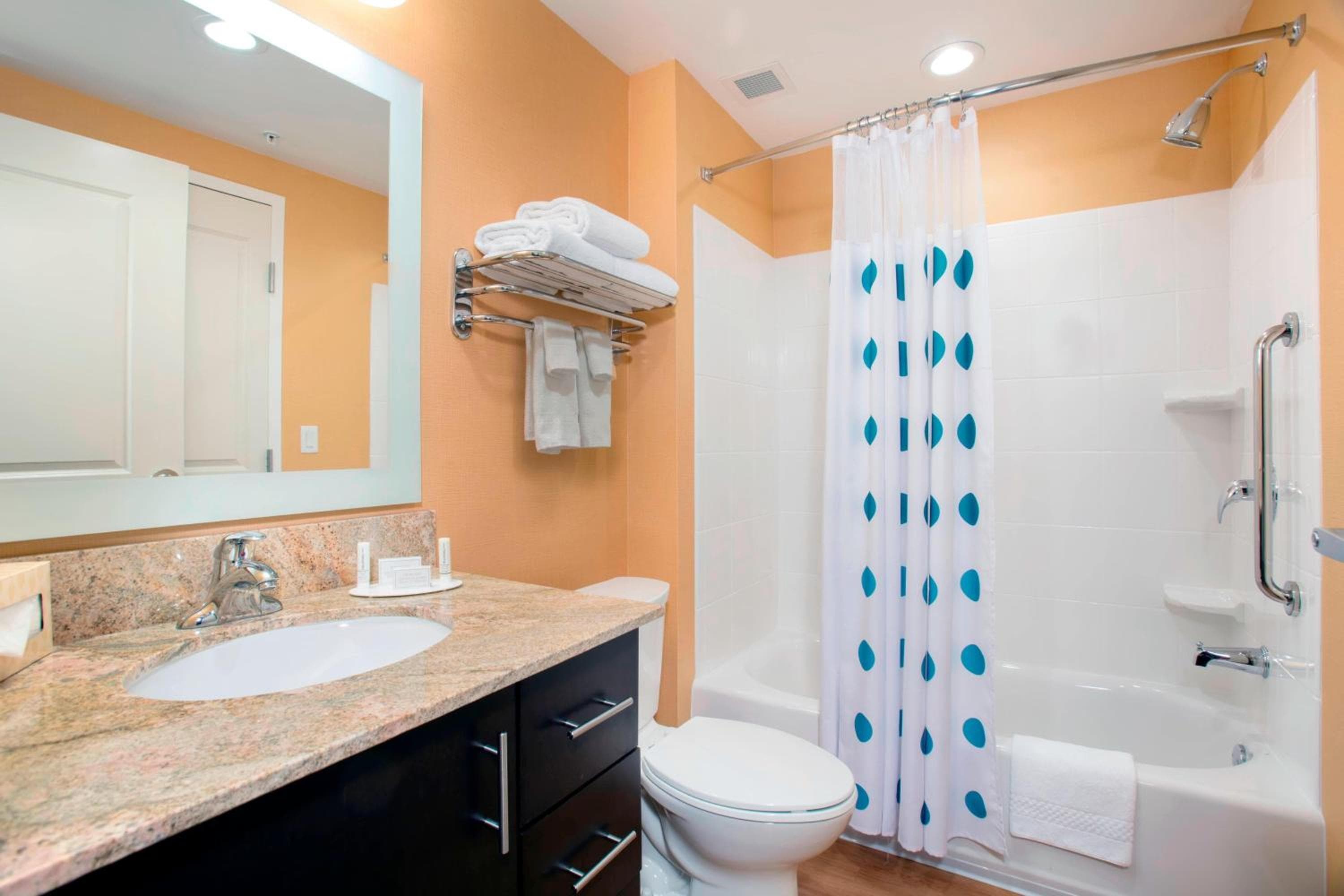 TownePlace Suites Orlando at FLAMINGO CROSSINGS Town Center, Western Entrance — 24