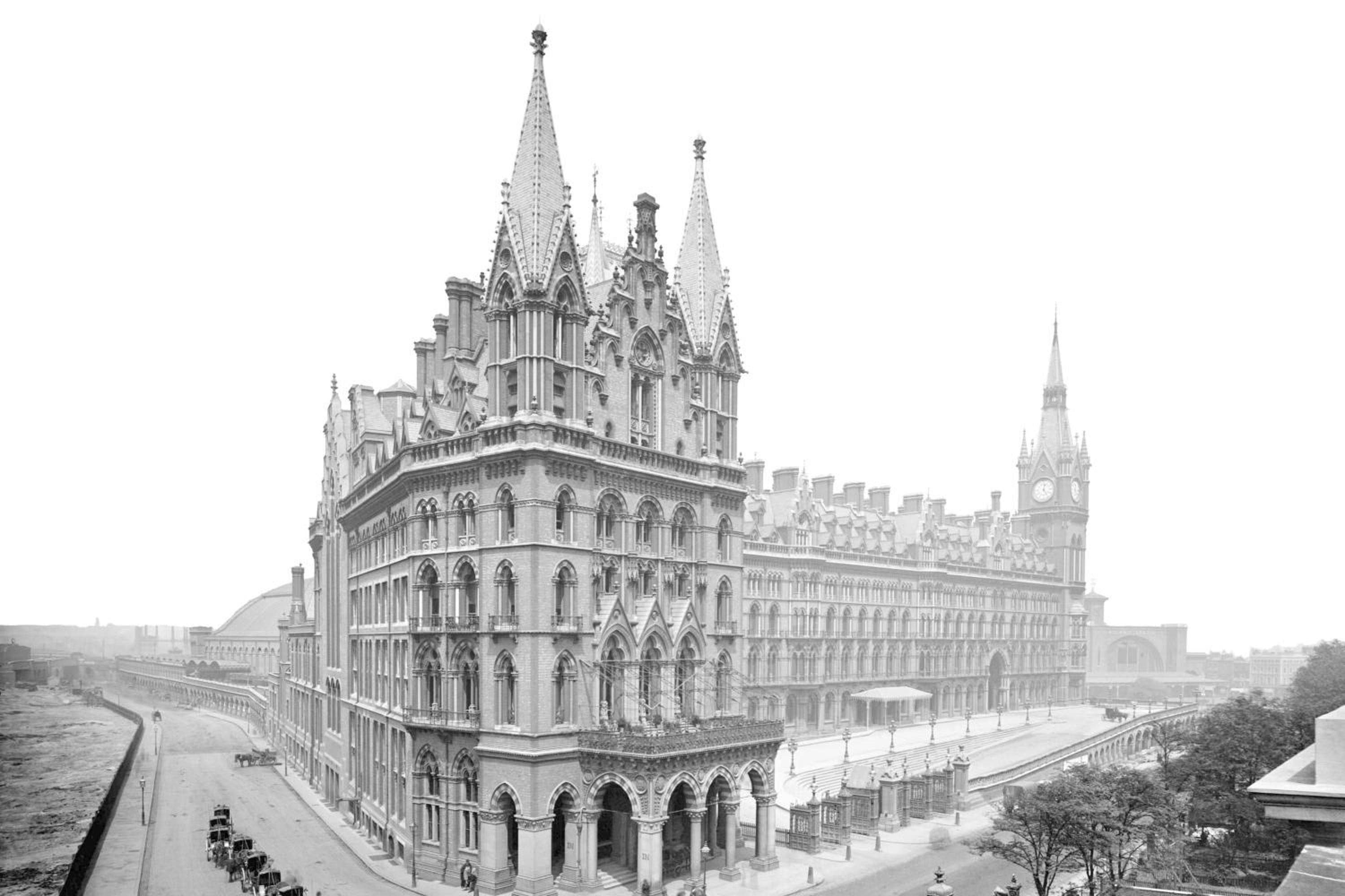 St Pancras London, Autograph Collection — 1